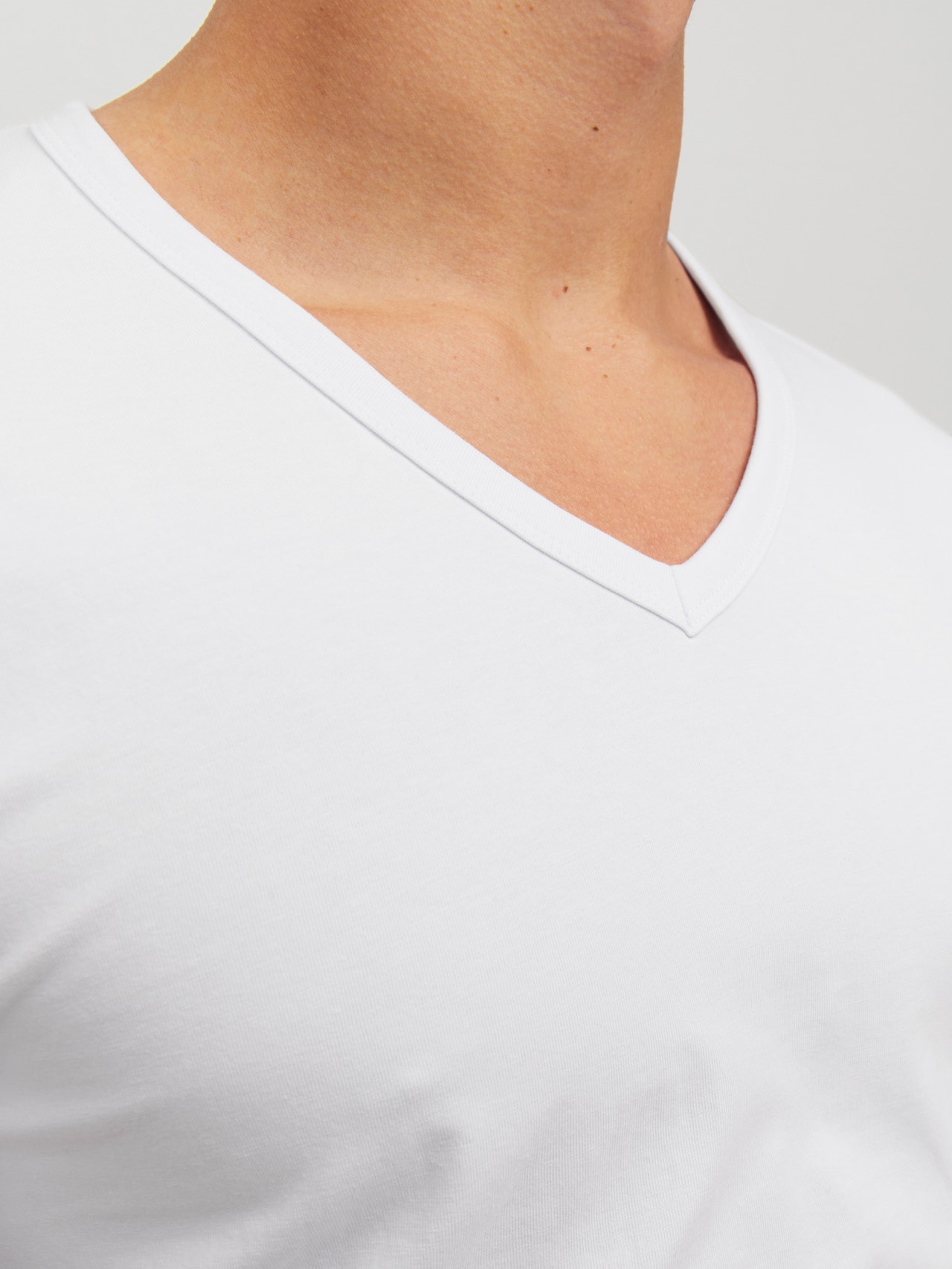 Jack & Jones Basic V-Ausschnitt T-shirt -White - 12059219