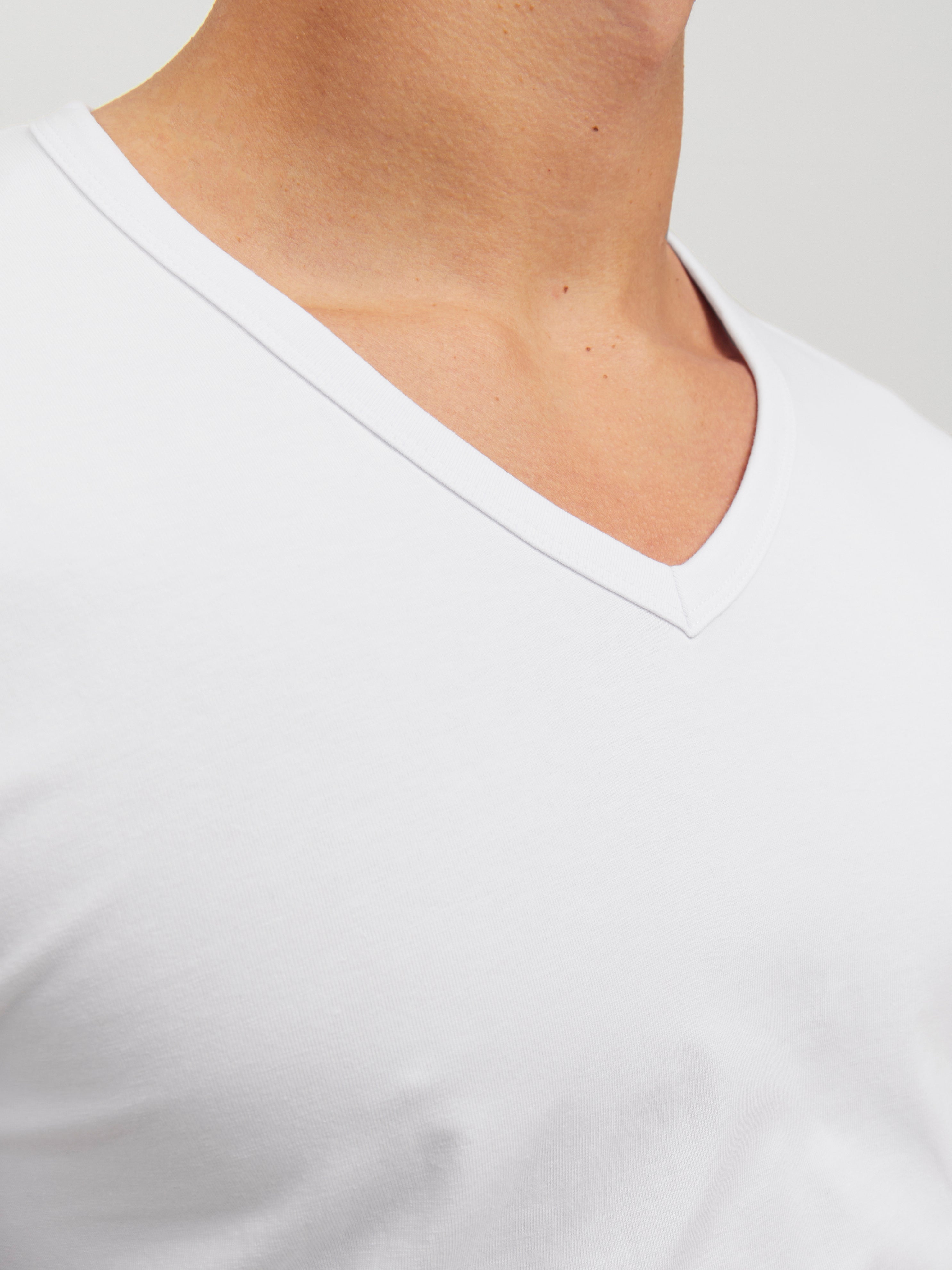 Patagonia P-6 Logo Responsibili-Tee Heren Shirt met Lange Mouwen - Wit Patagonia P-6 Logo Responsibili-Tee Heren Shirt met Lange Mouwen - Wit