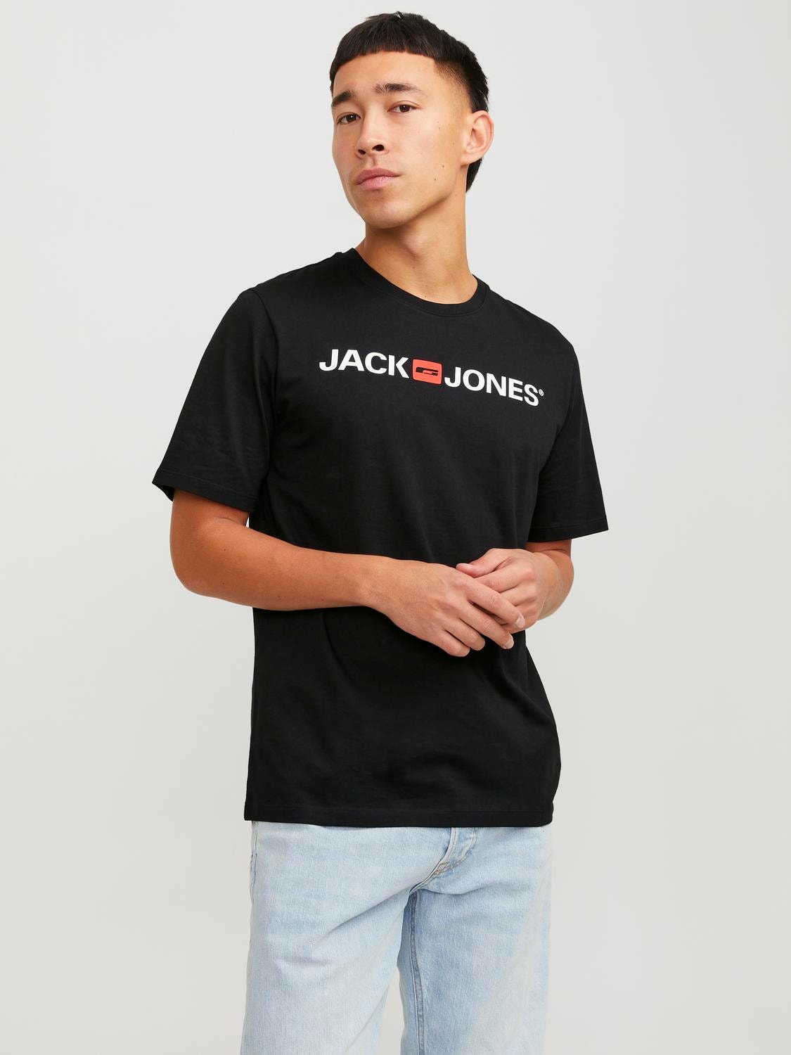Atticus trechter roddel Logo Crew neck T-shirt | Black | Jack & Jones®