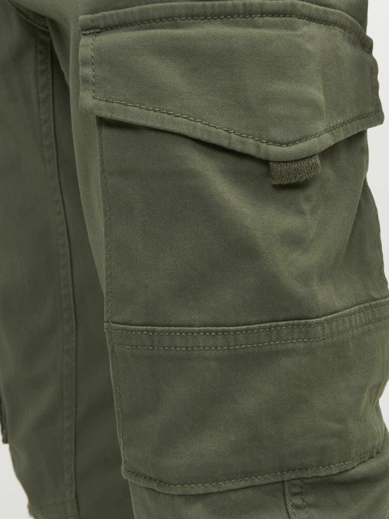 Jack & Jones Plus Paul Flake Slim Fit Cuffed Cargo Trousers - Green Jack & Jones Plus Paul Flake Slim Fit Cuffed Cargo Trousers - Green