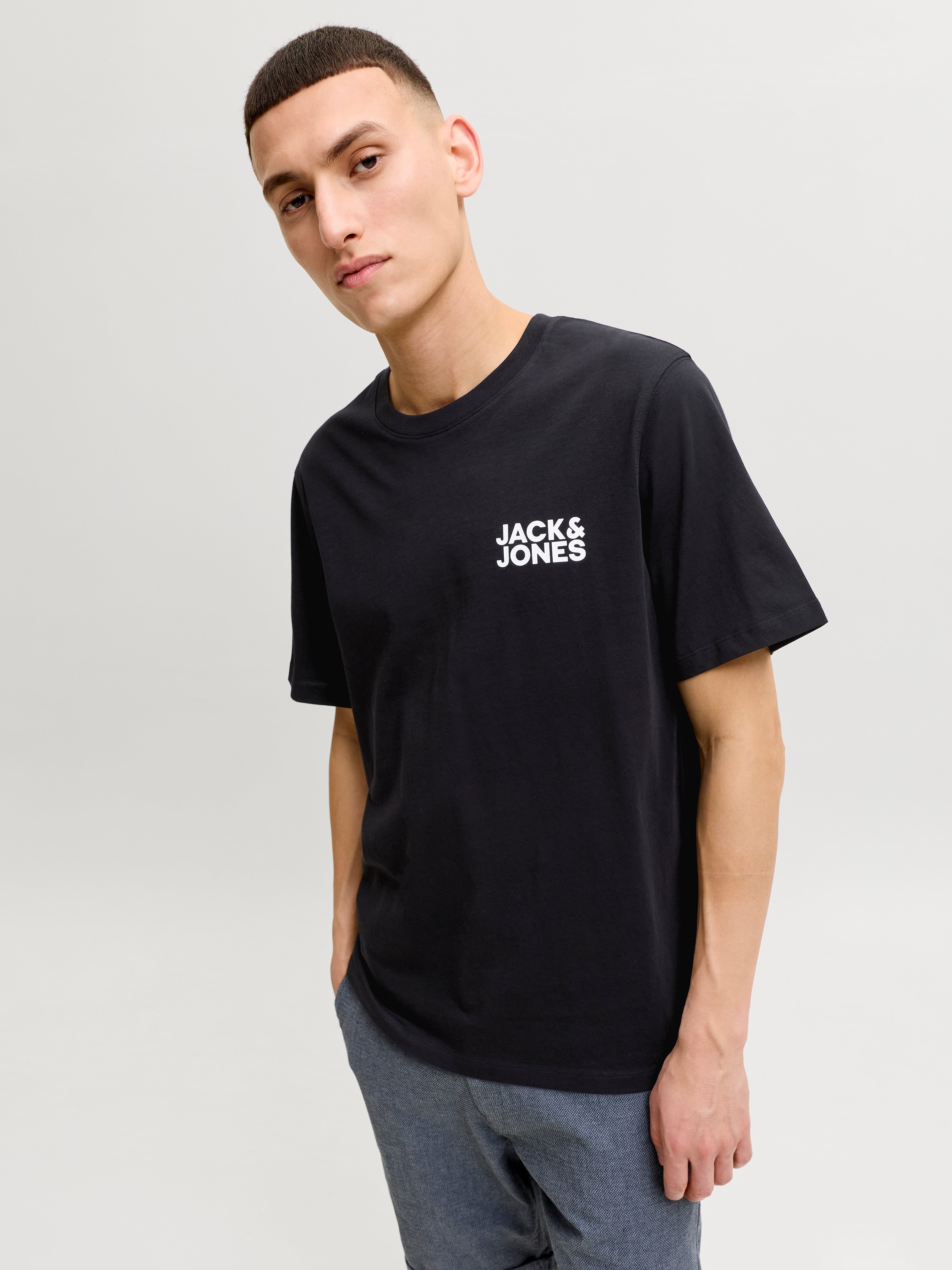 Jack & Jones Organic Cotton T-Shirt (12156101) a € 4,05 (oggi) | Migliori prezzi e offerte su Jack & Jones Organic Cotton T-Shirt (12156101) a € 4,05 (oggi) | Migliori prezzi e offerte su