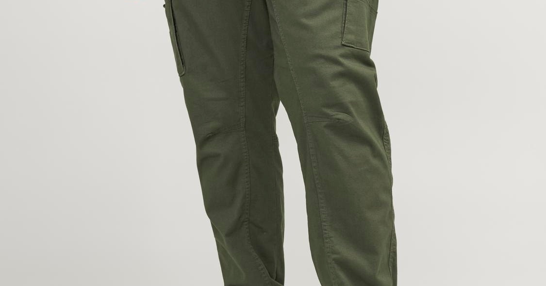 Plus Size Slim Tapered Fit Cargo trousers, Dark Green