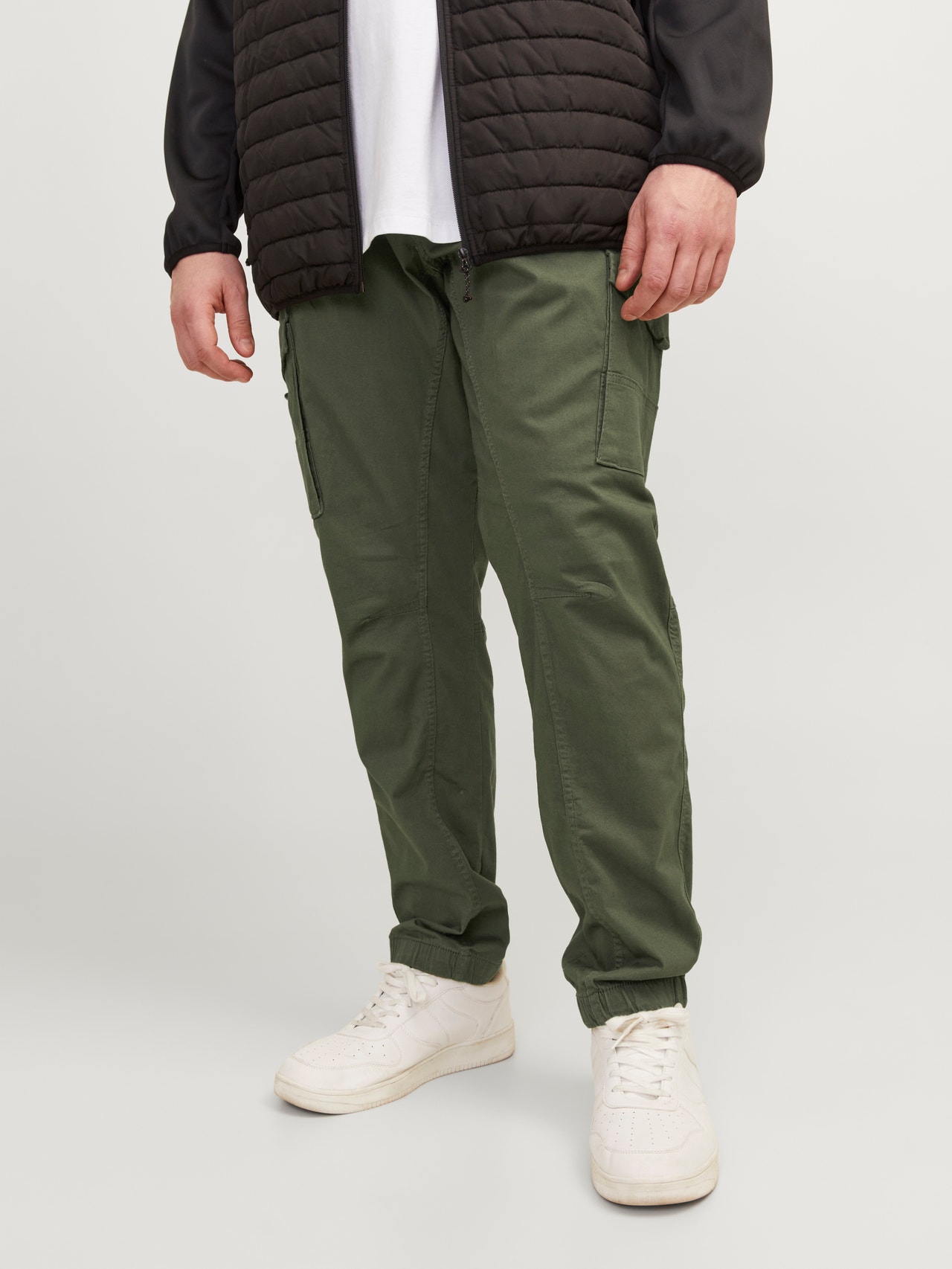 Plus Size Slim Tapered Fit Cargo trousers, Dark Green