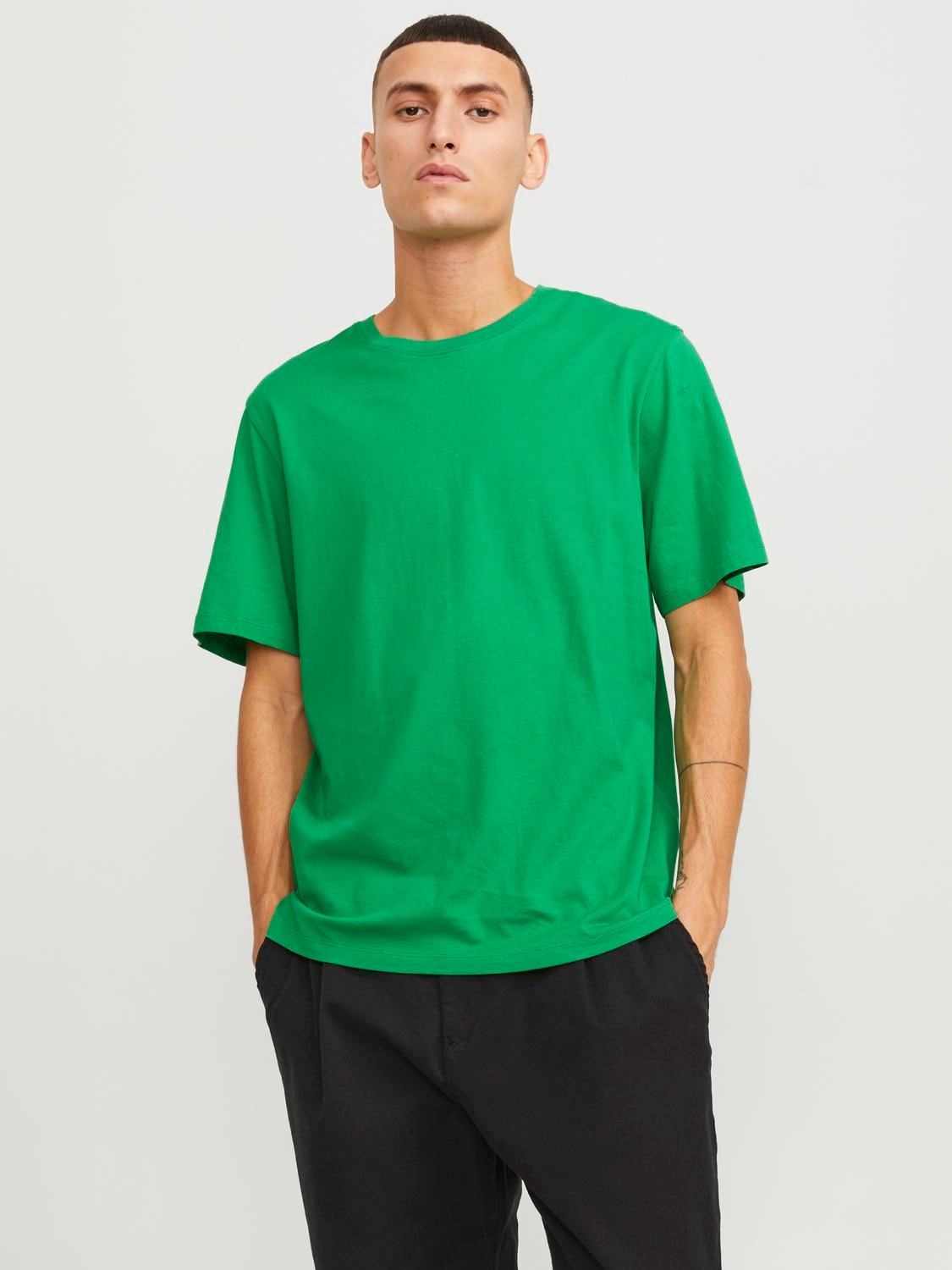 Jack & Jones Einfarbig Rundhals T-shirt -Green Bee - 12156101