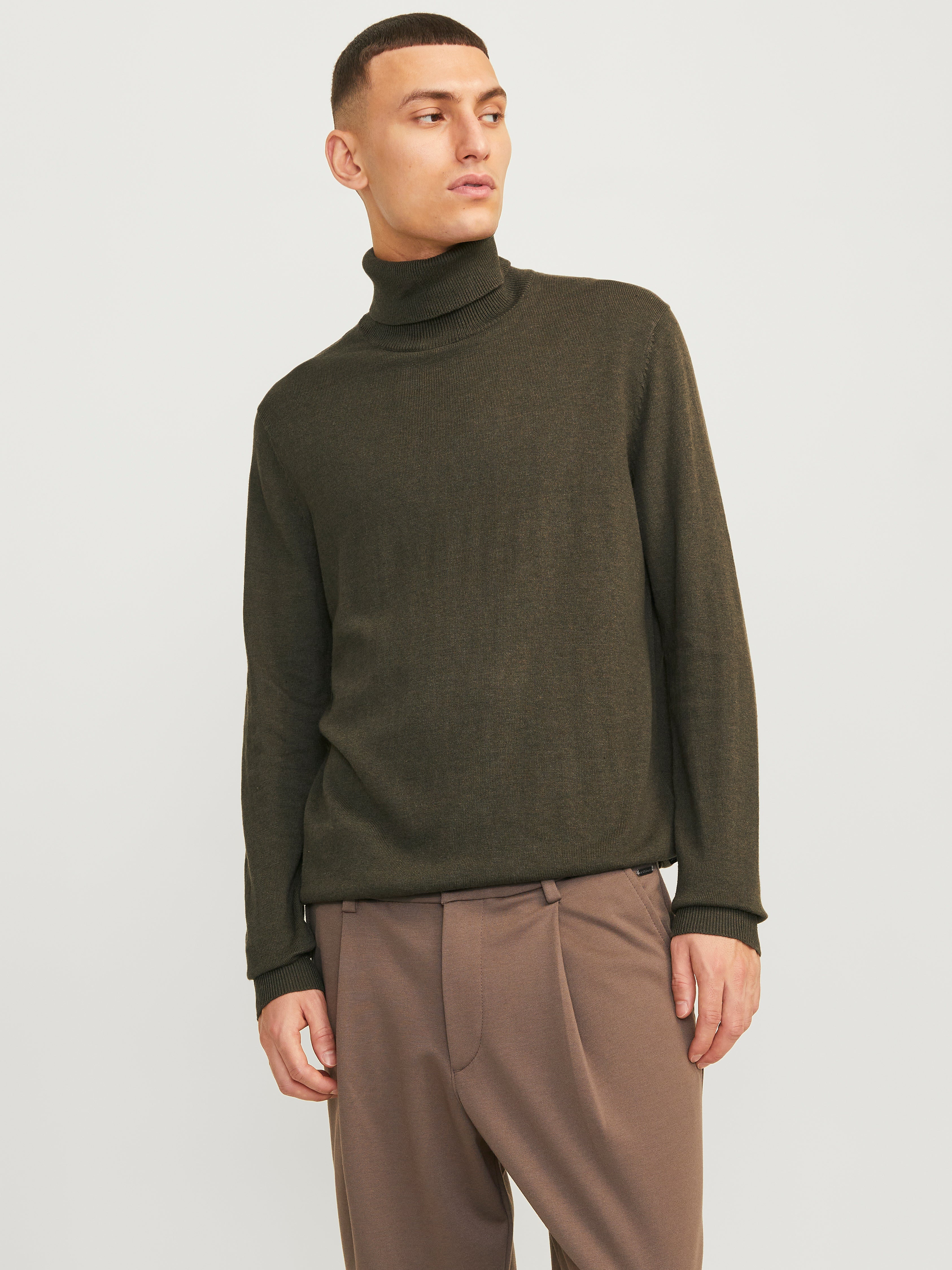 Jack and 2025 jones turtleneck