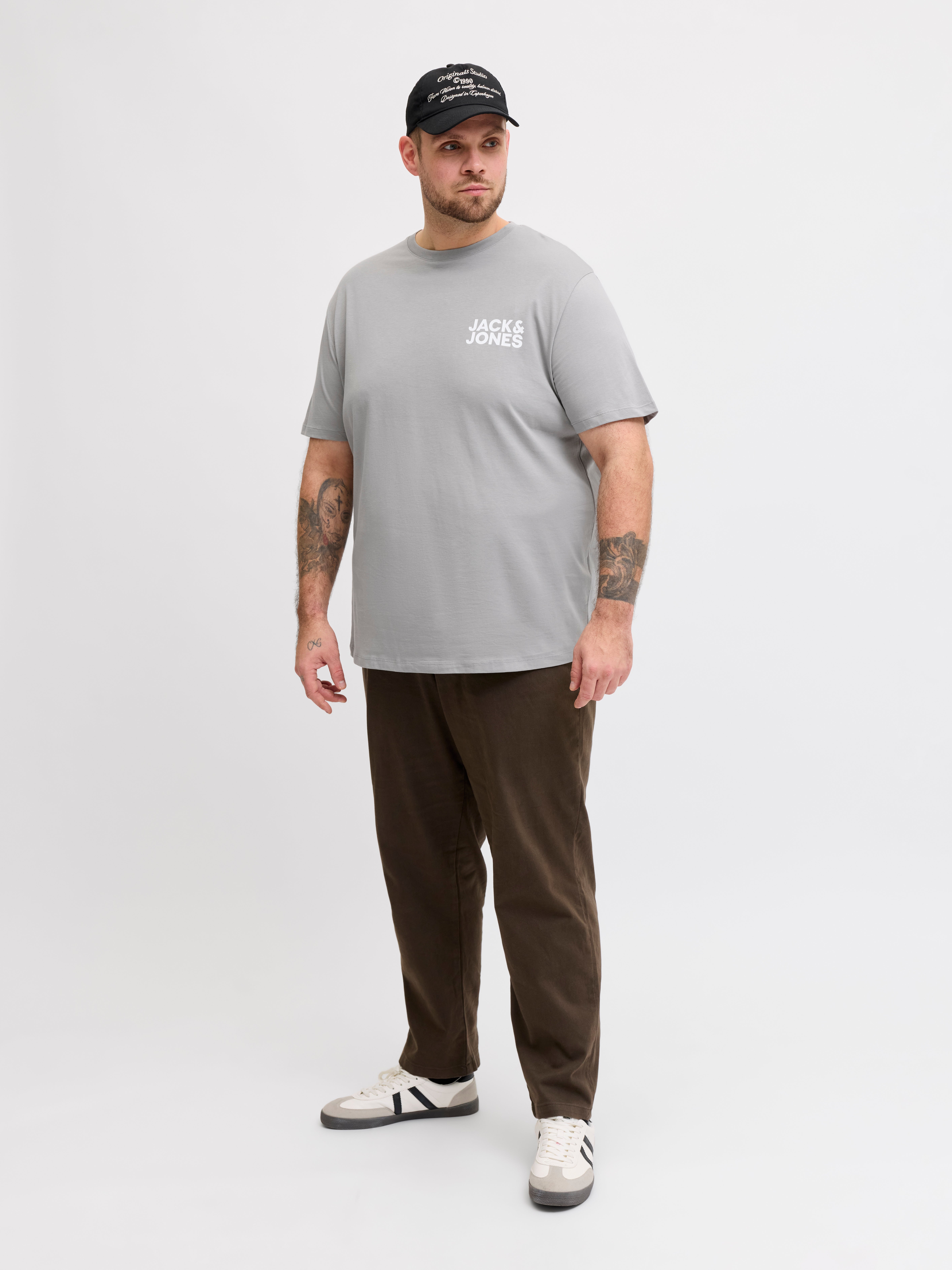 Thumbnail - Plus Size Logo T-shirt