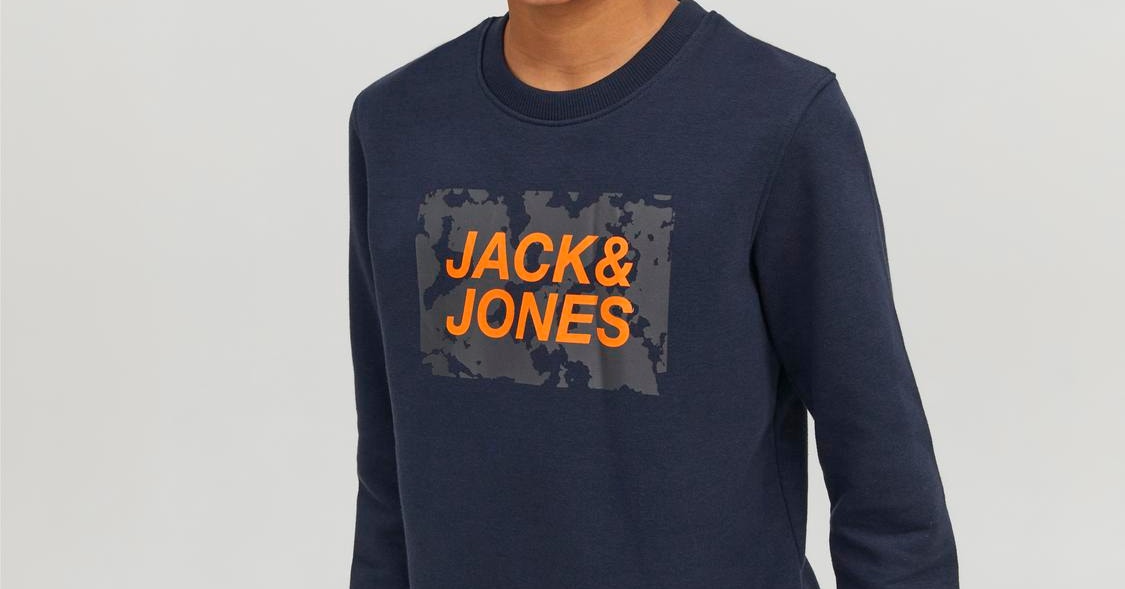 Bonnet Junior Garçon Jack & Jones BACK TO SCHOOL bleu marine avec étiquette  orange et branding blanc | Rue Des Hommes