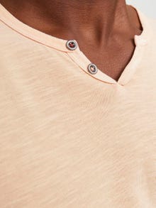 Jack & Jones Melange Split Neck T-shirt -Apricot Ice  - 12164972