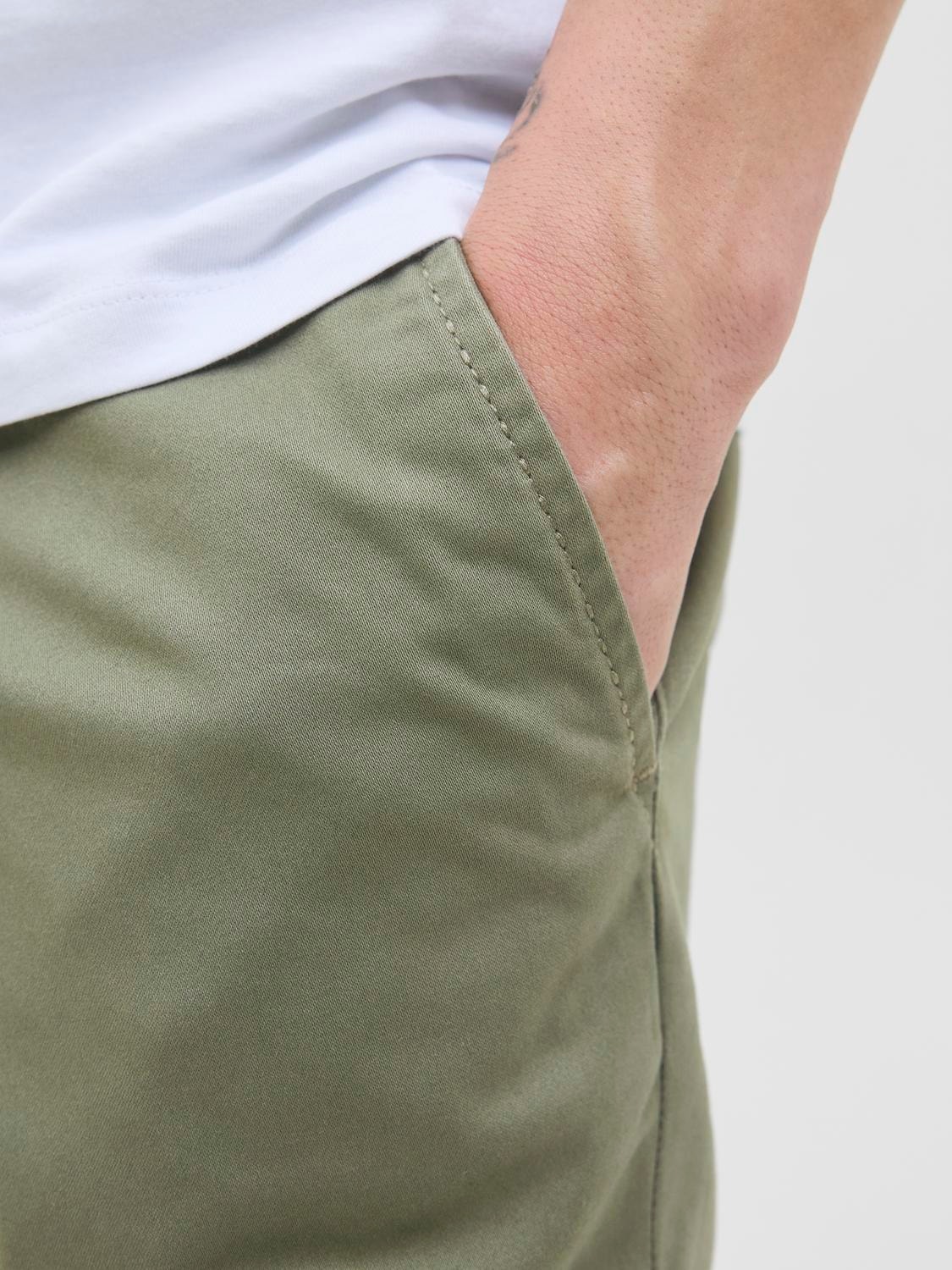 Jack & Jones BERMUDA TIPO CHINO Regular Fit -Deep Lichen Green - 12165604