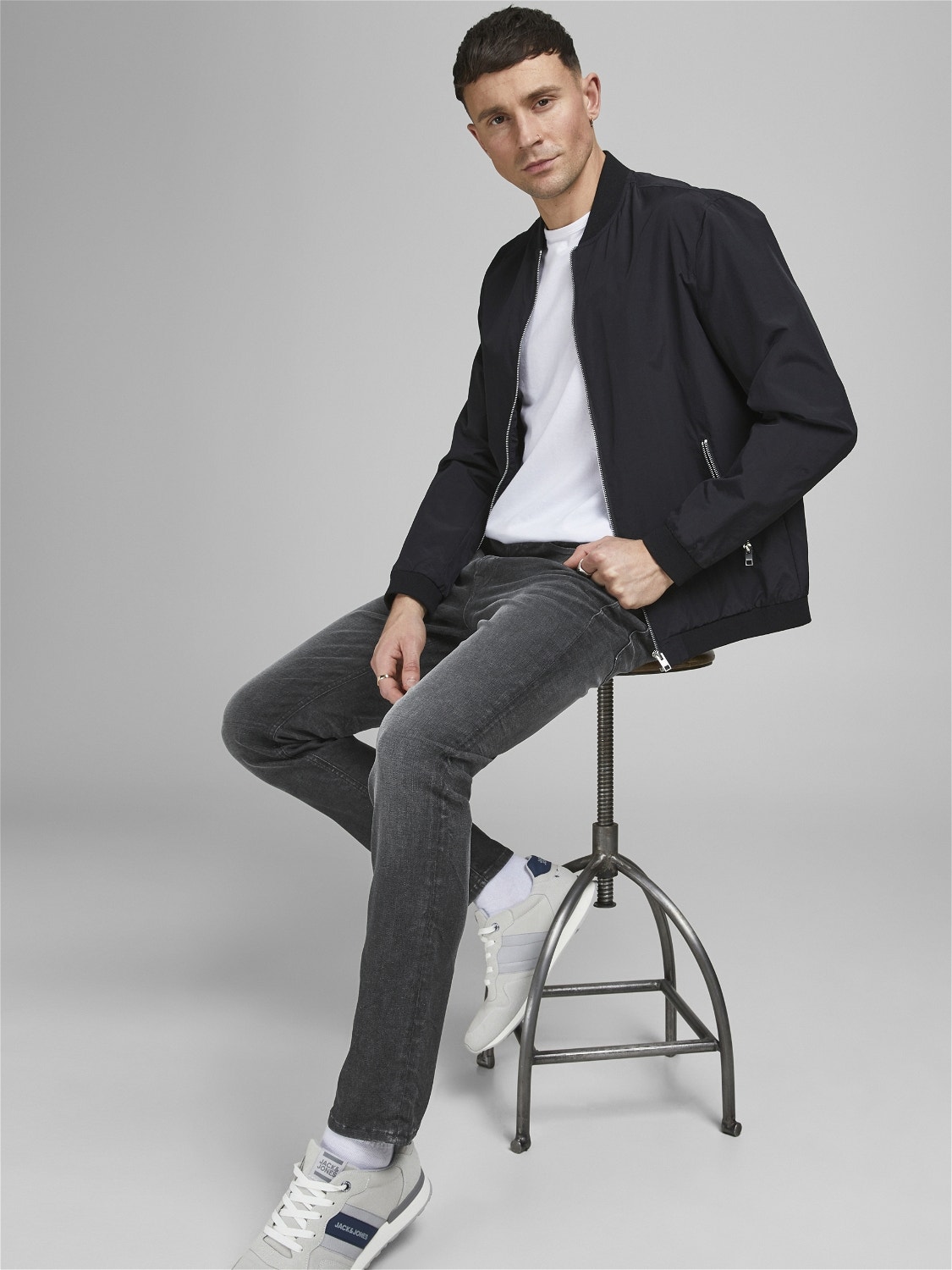 JJITIM JJORIGINAL JOS 119 NOOS Slim Straight Fit jeans | Medium Grey ...