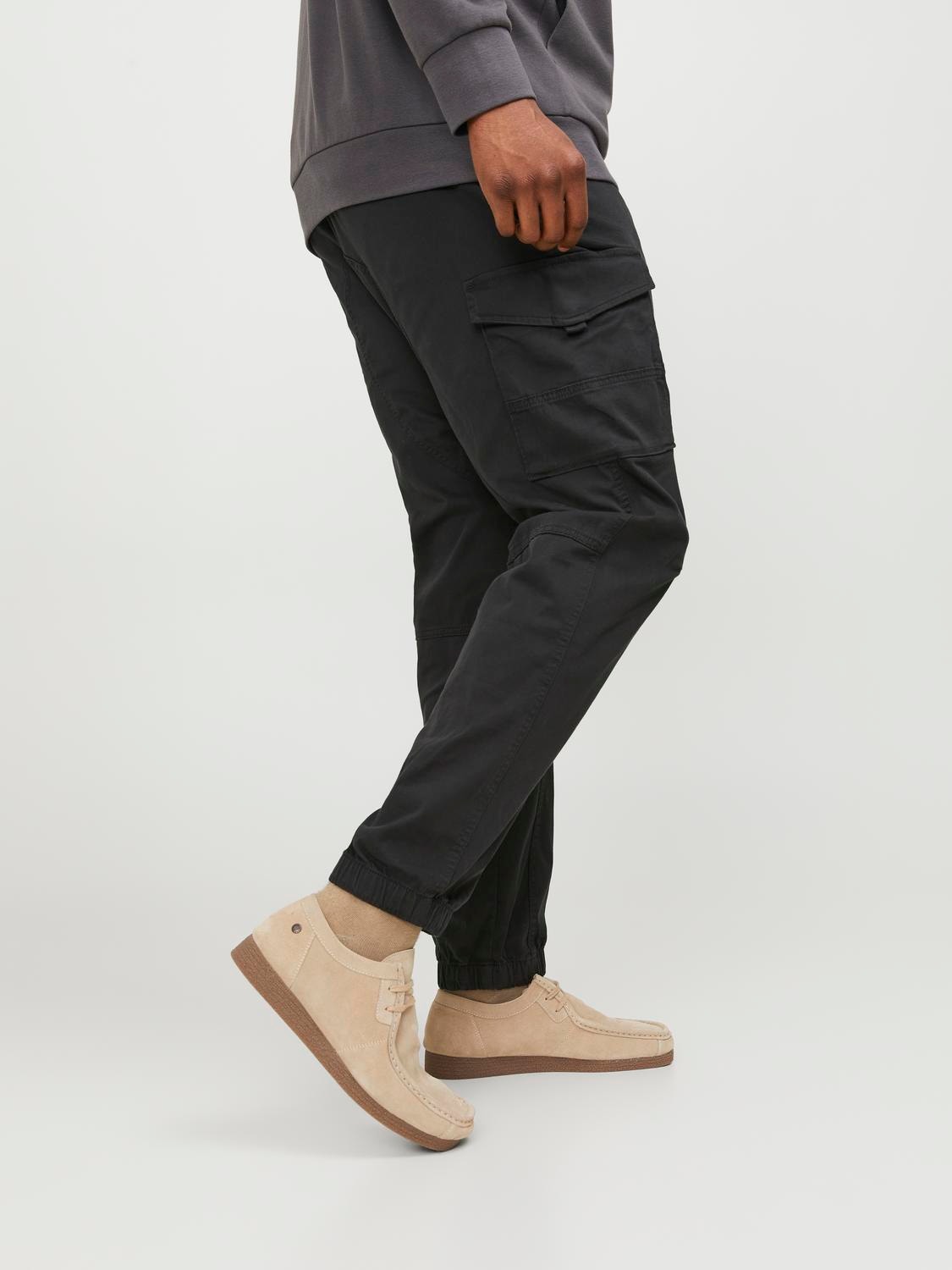 Plus Size Slim Tapered Fit Cargo trousers, Black
