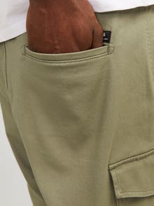 Jack & Jones Regular Fit Cargo shorts -Oil Green - 12182555