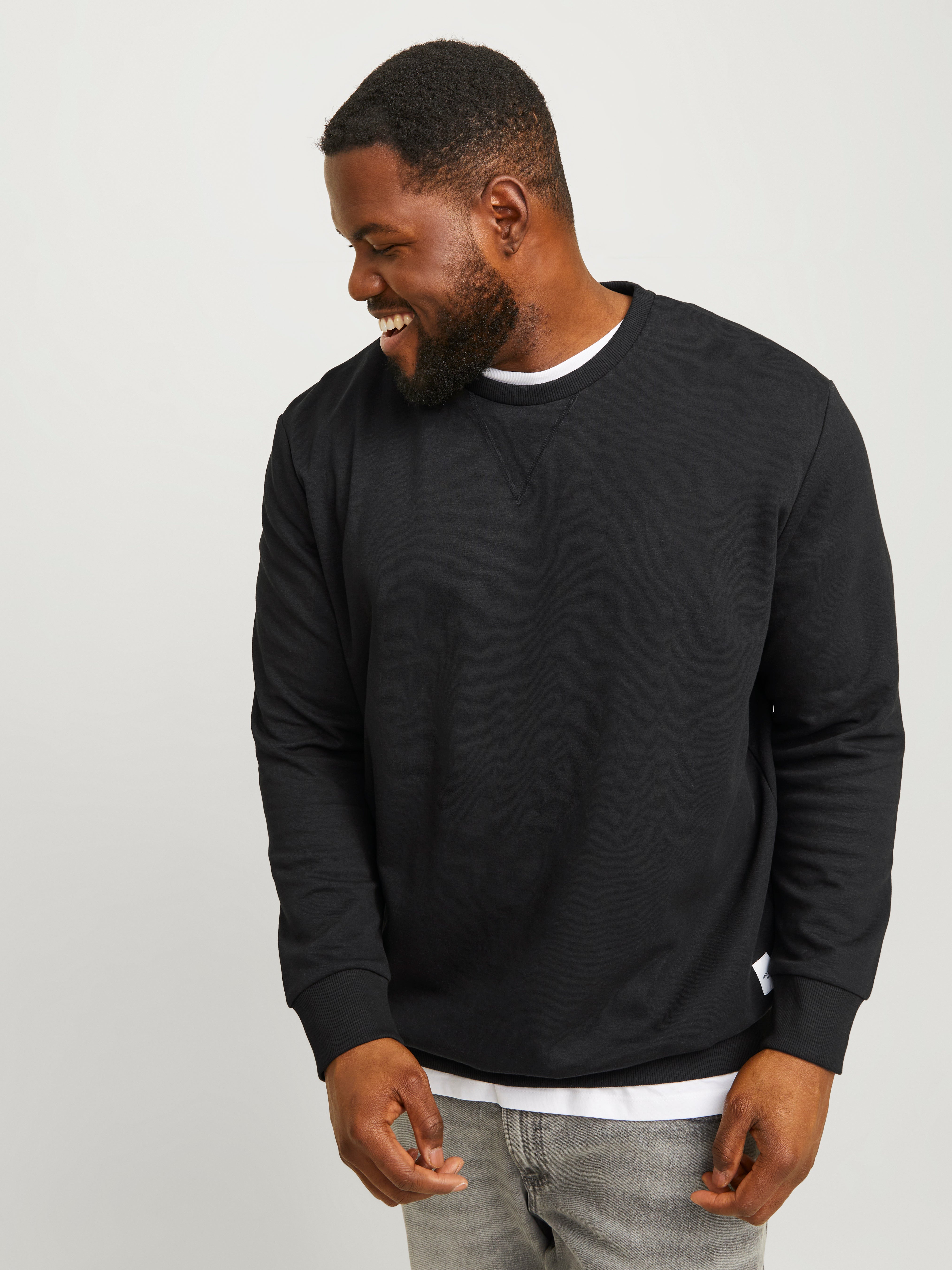 Shops plus size sweatshirts