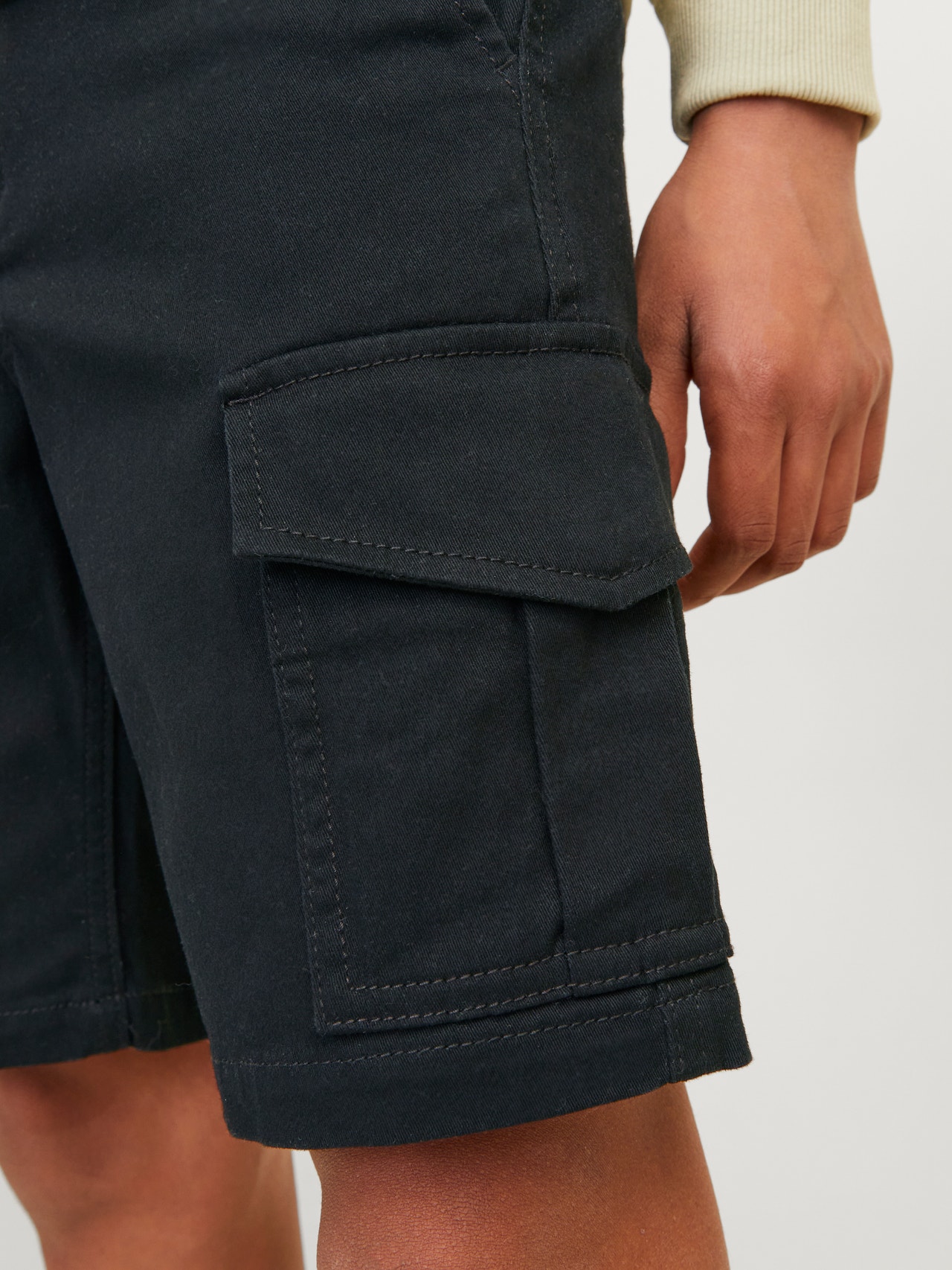 Jack & Jones Cargo fit Cargo shorts For boys -Black - 12182856