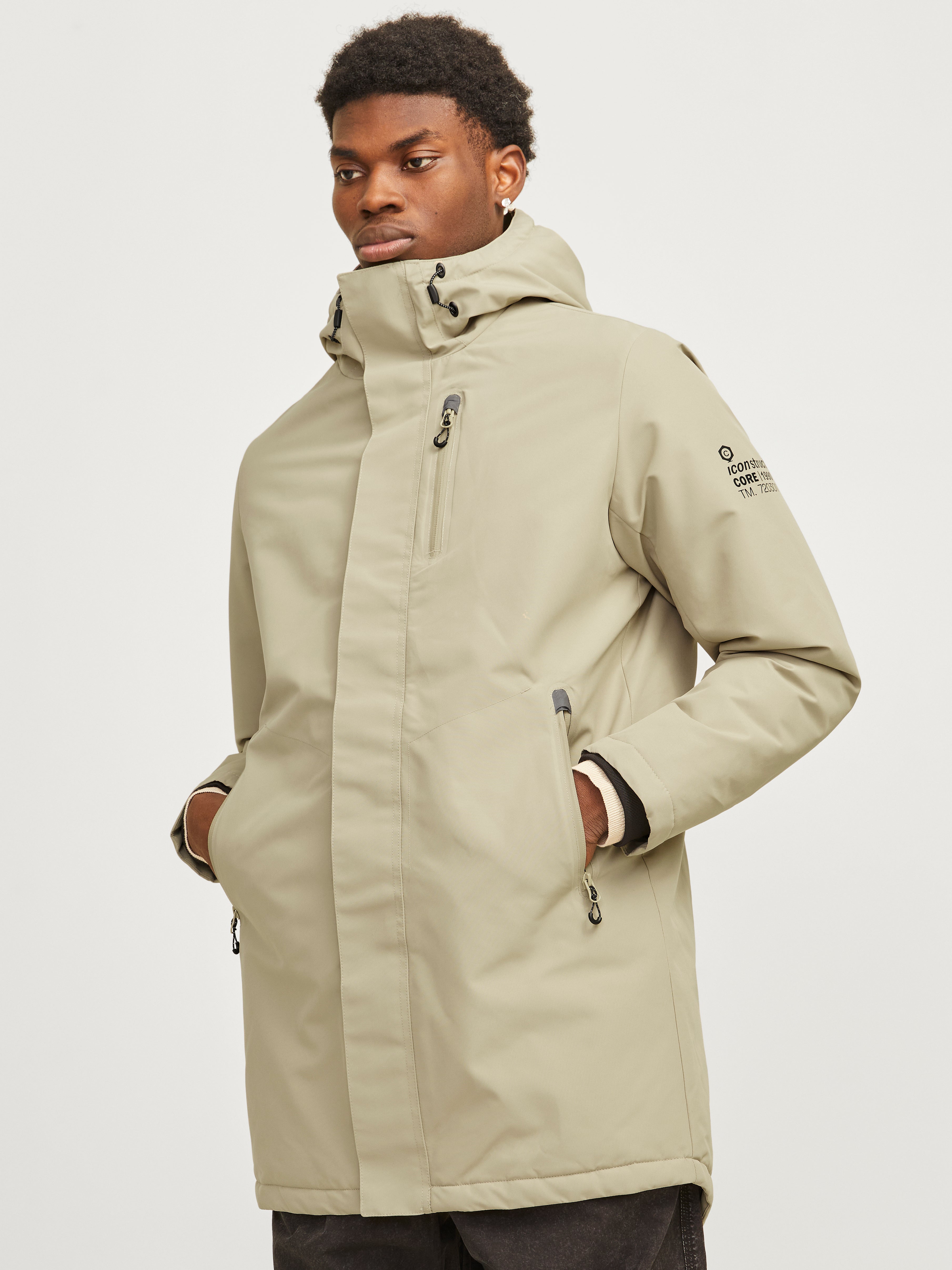 Thumbnail - Parka