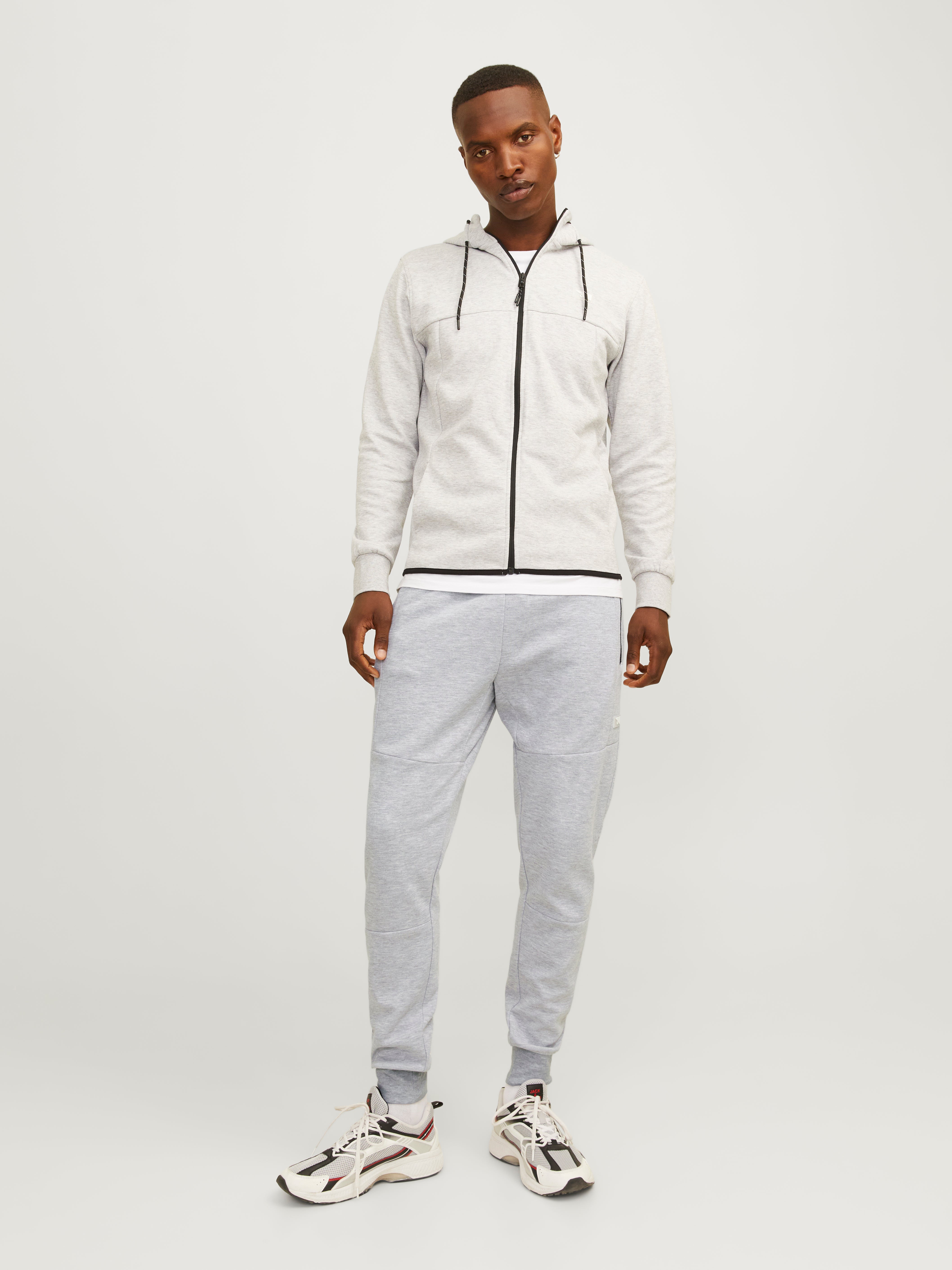Le Breve slim fit joggers in light grey