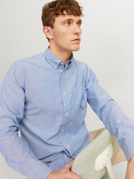 Heren Klassiek Oxford Overhemd met Lange Mouwen in broker blue stripe Heren Klassiek Oxford Overhemd met Lange Mouwen in broker blue stripe