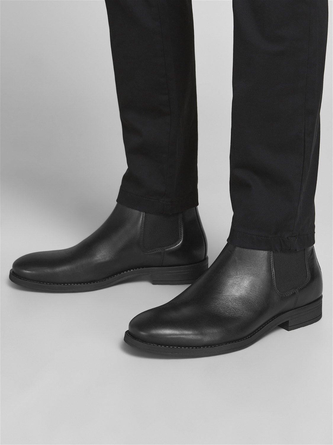 glimt plakat knap Leather Chelsea boots | Black | Jack & Jones®