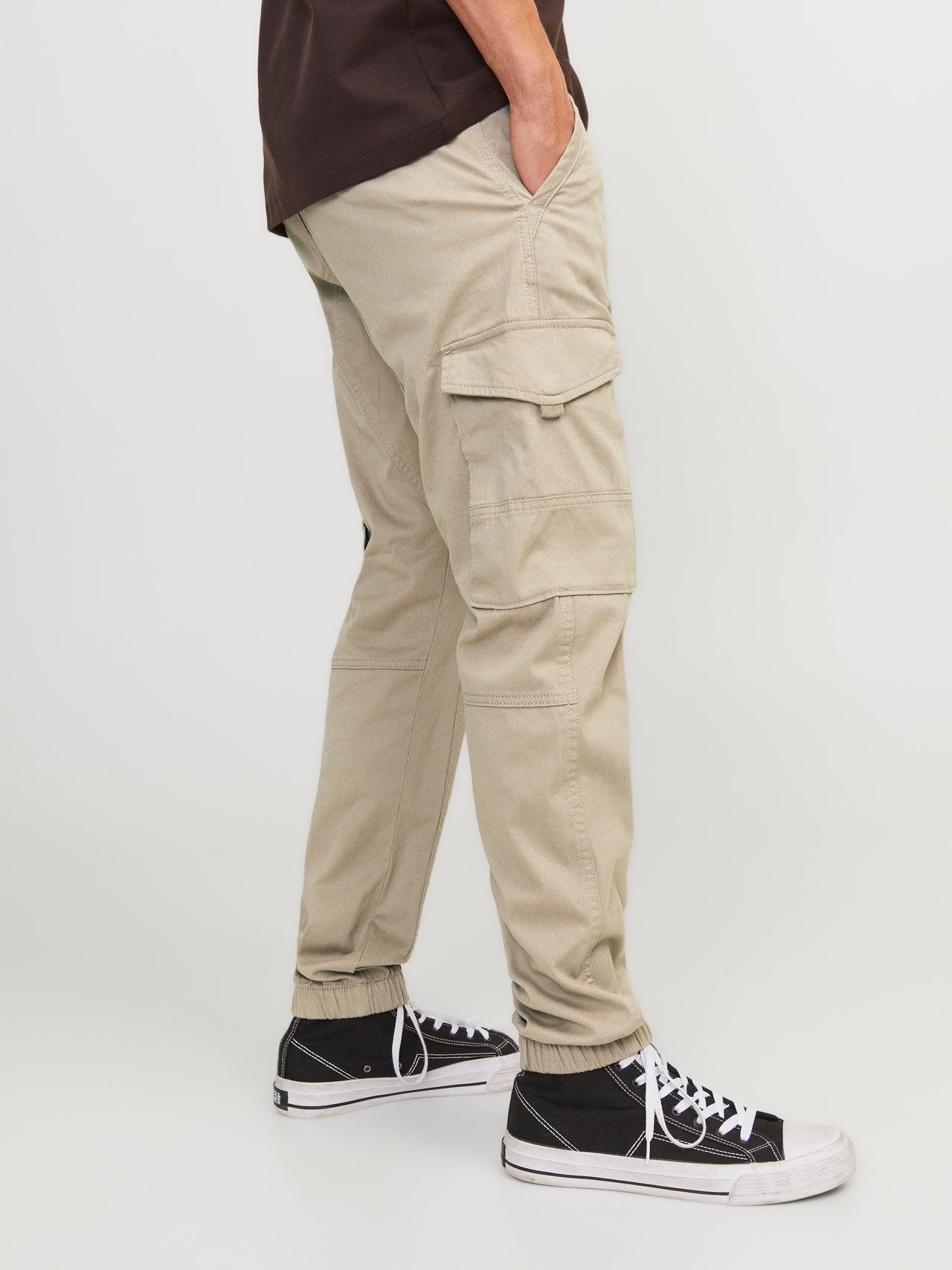 Cargo Trousers With Cuffed Bottoms Beige
