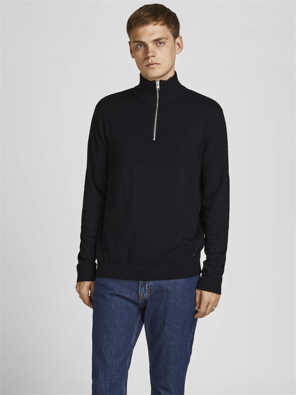 Half zip Knitted Pullover with 40 