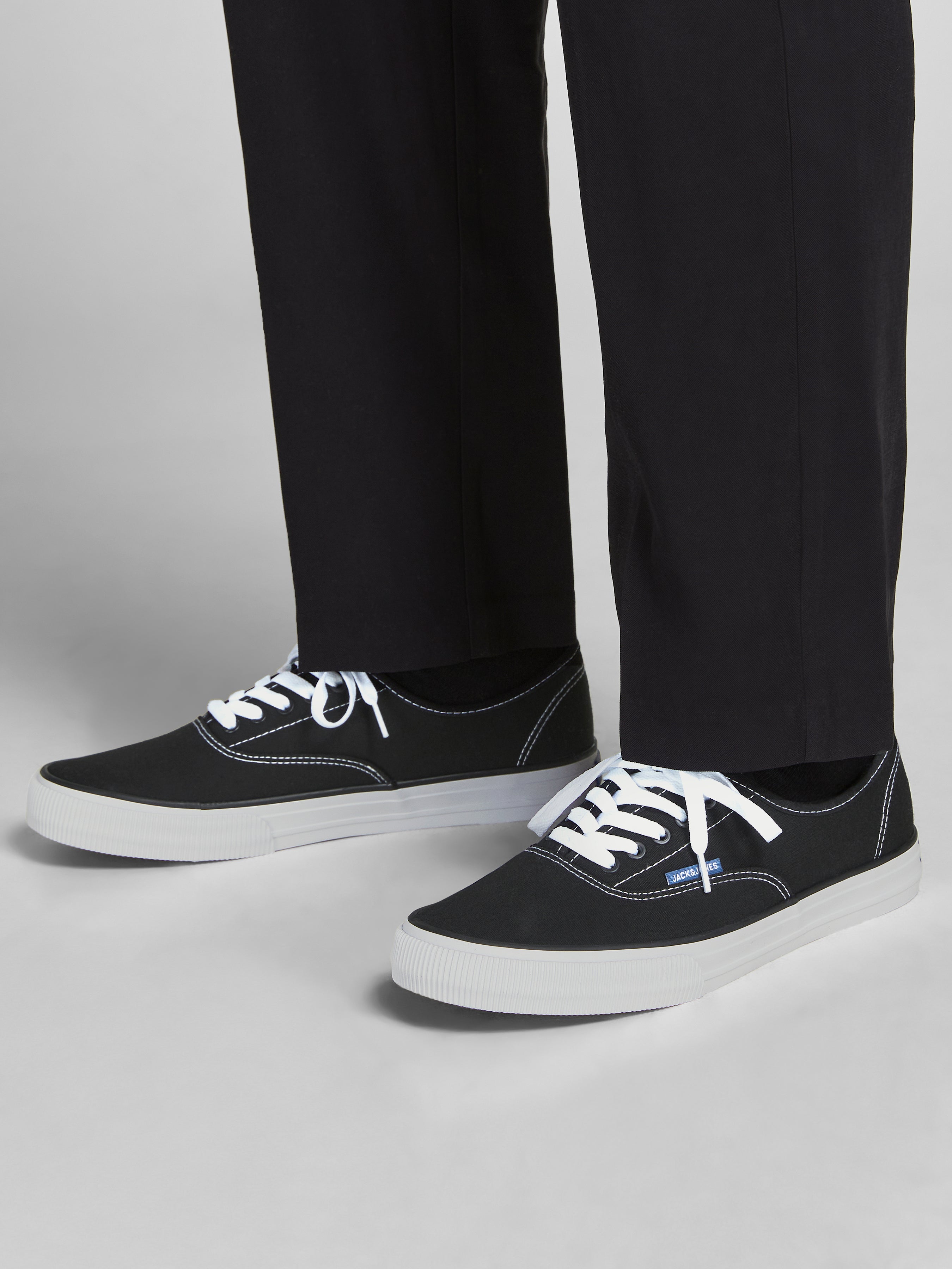 Canvas Sneakers met 20% korting! | Jack \u0026 Jones®
