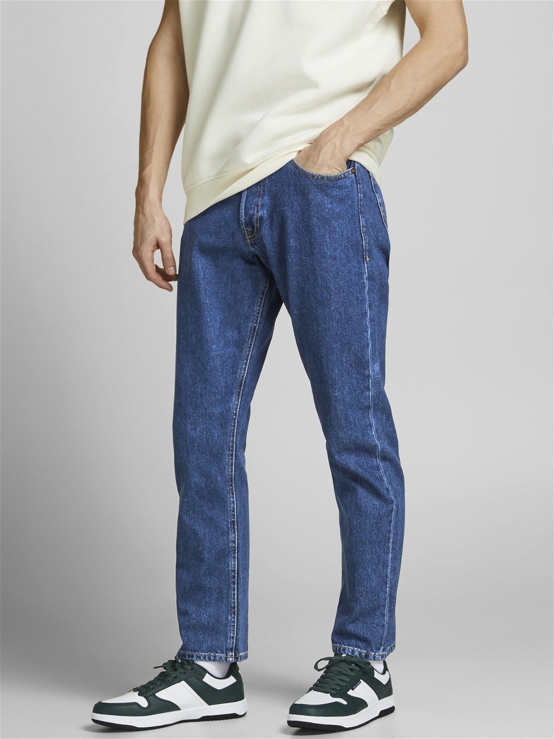 Jack & Jones JJICHRIS JJORIGINAL NA 723 Relaxed Fit Jeans - 12202053
