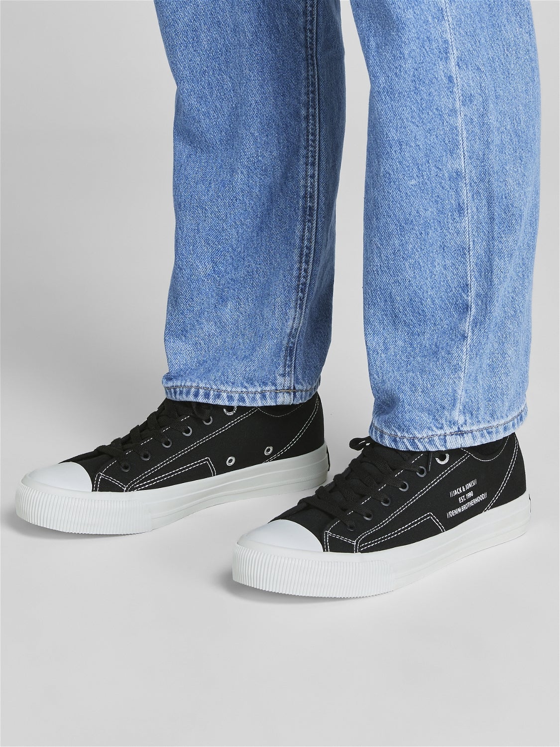 Canvas Sneakers met 50% korting! | Jack \u0026 Jones®