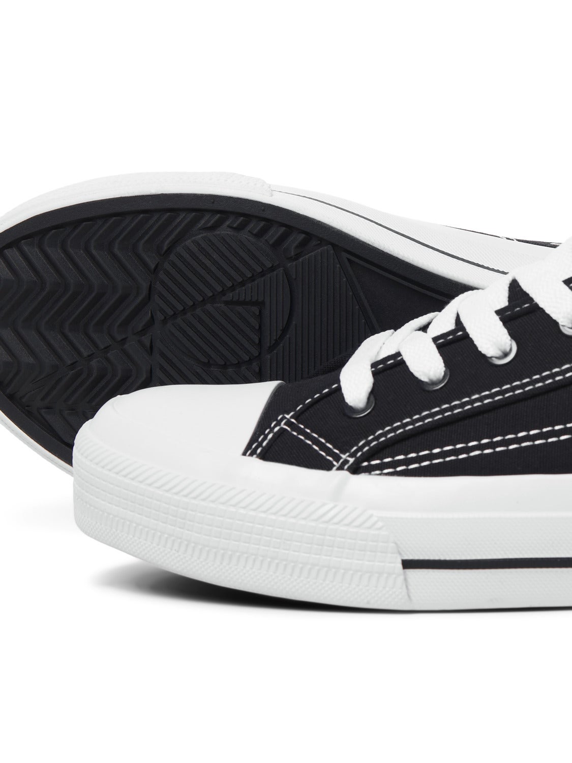 Canvas Trainers Black Jack Jones