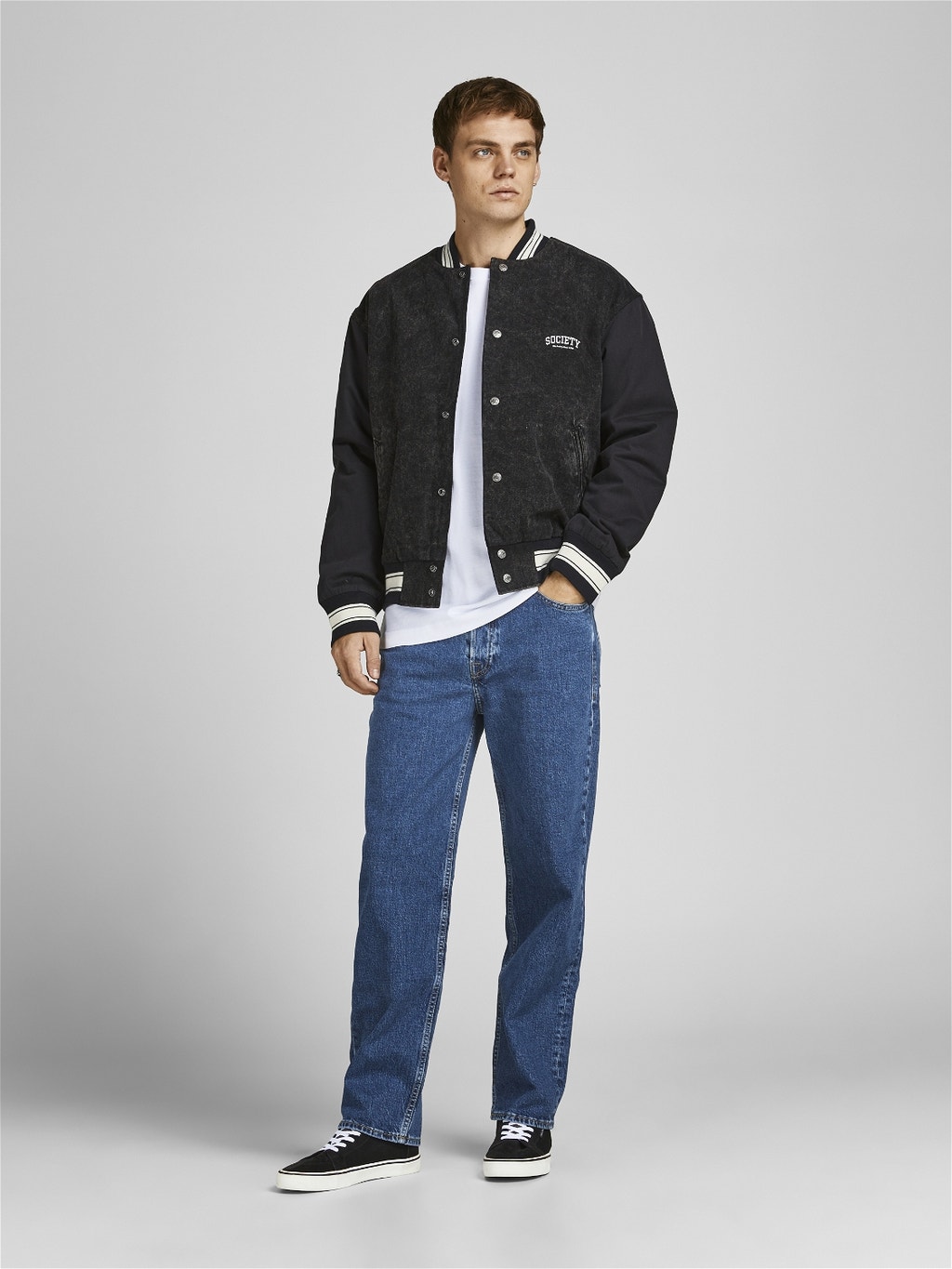 chris original cj 920 loose fit jeans