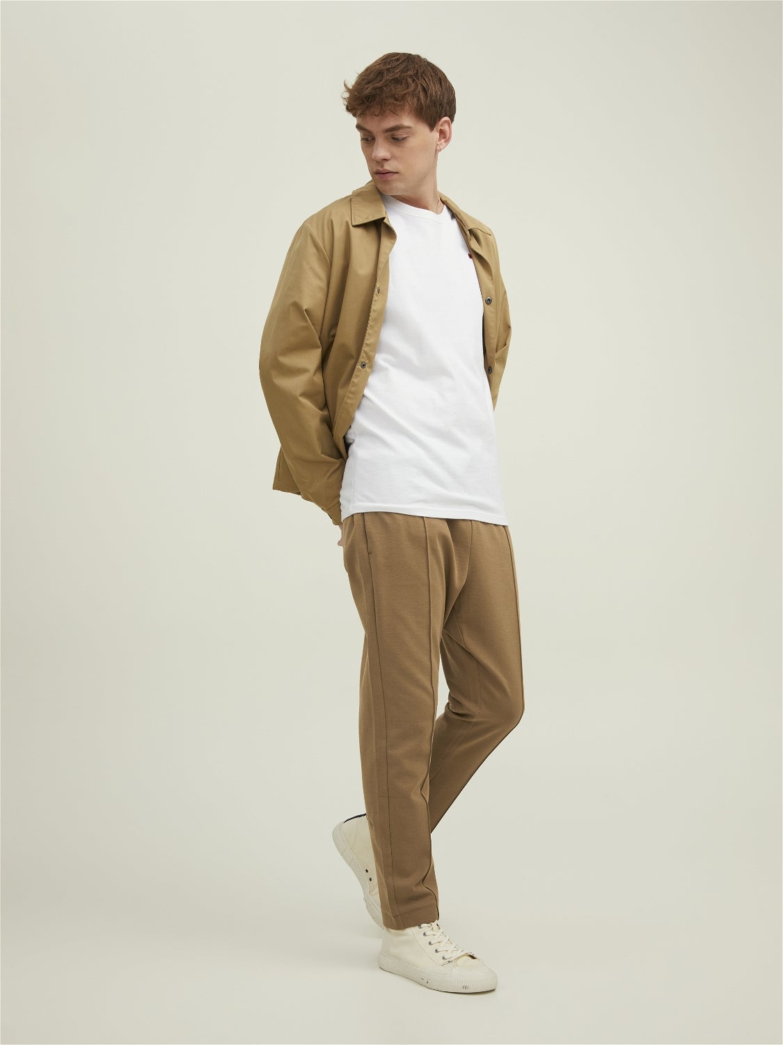 Suit trousers Skinny fit - Light brown - Men | H&M