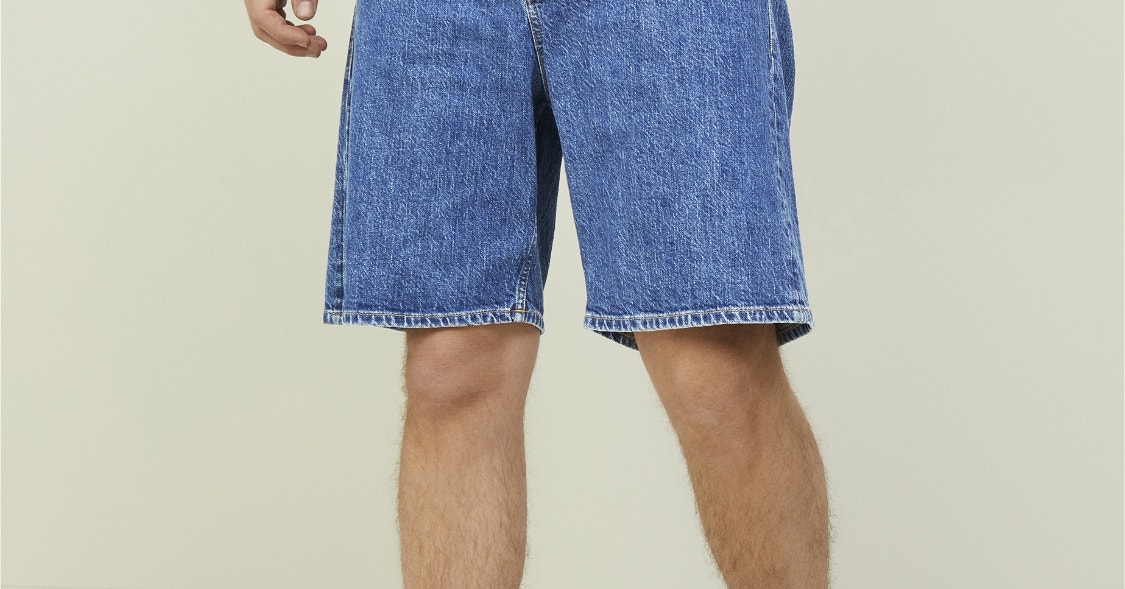 Loose Fit Stretch Denim Shorts Style: 30-550000WHIUS - LINDBERGH