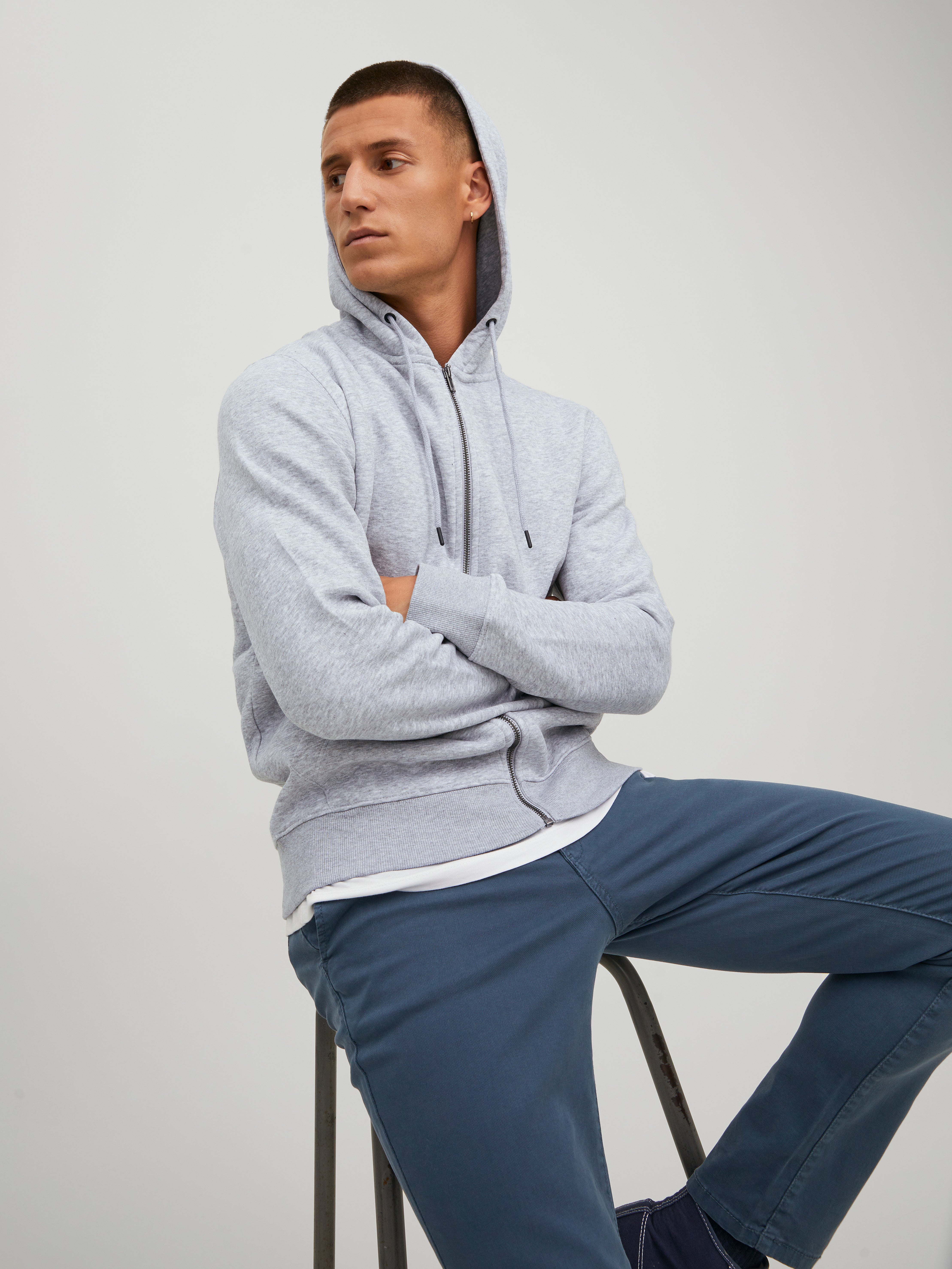 Jack & Jones Plain Zip Hoodie - 12210830