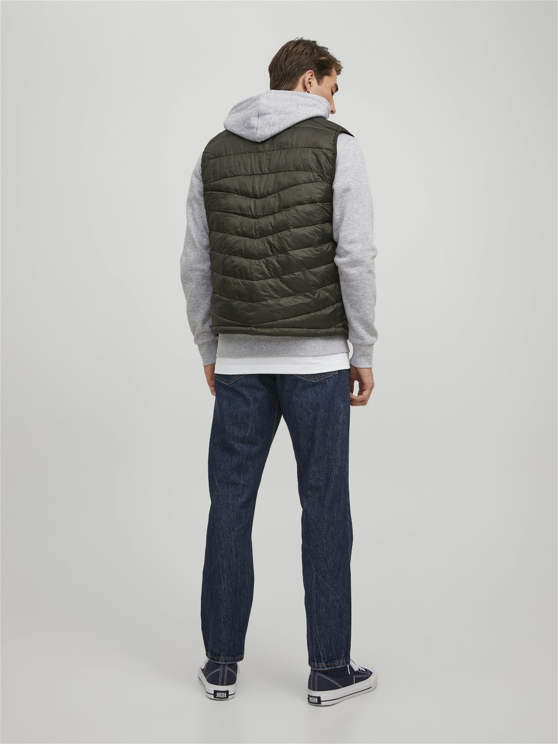 JACK & JONES 12079086 - Chaleco exterior sin mangas para