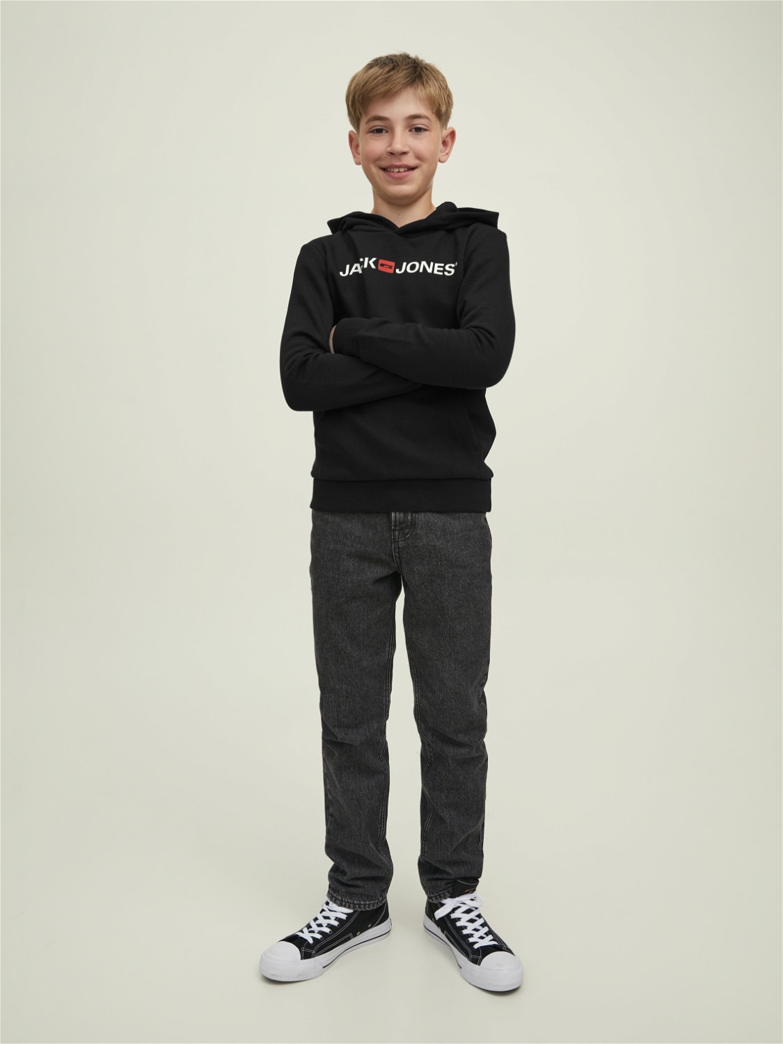 Jack & Jones Logo Hoodie For boys -Black - 12212186