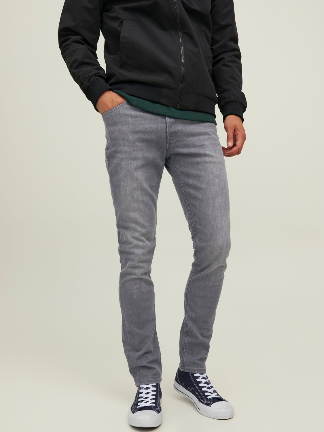 Men's Slim fit Jeans | Black, Grey, Blue & More | JACK & JONES