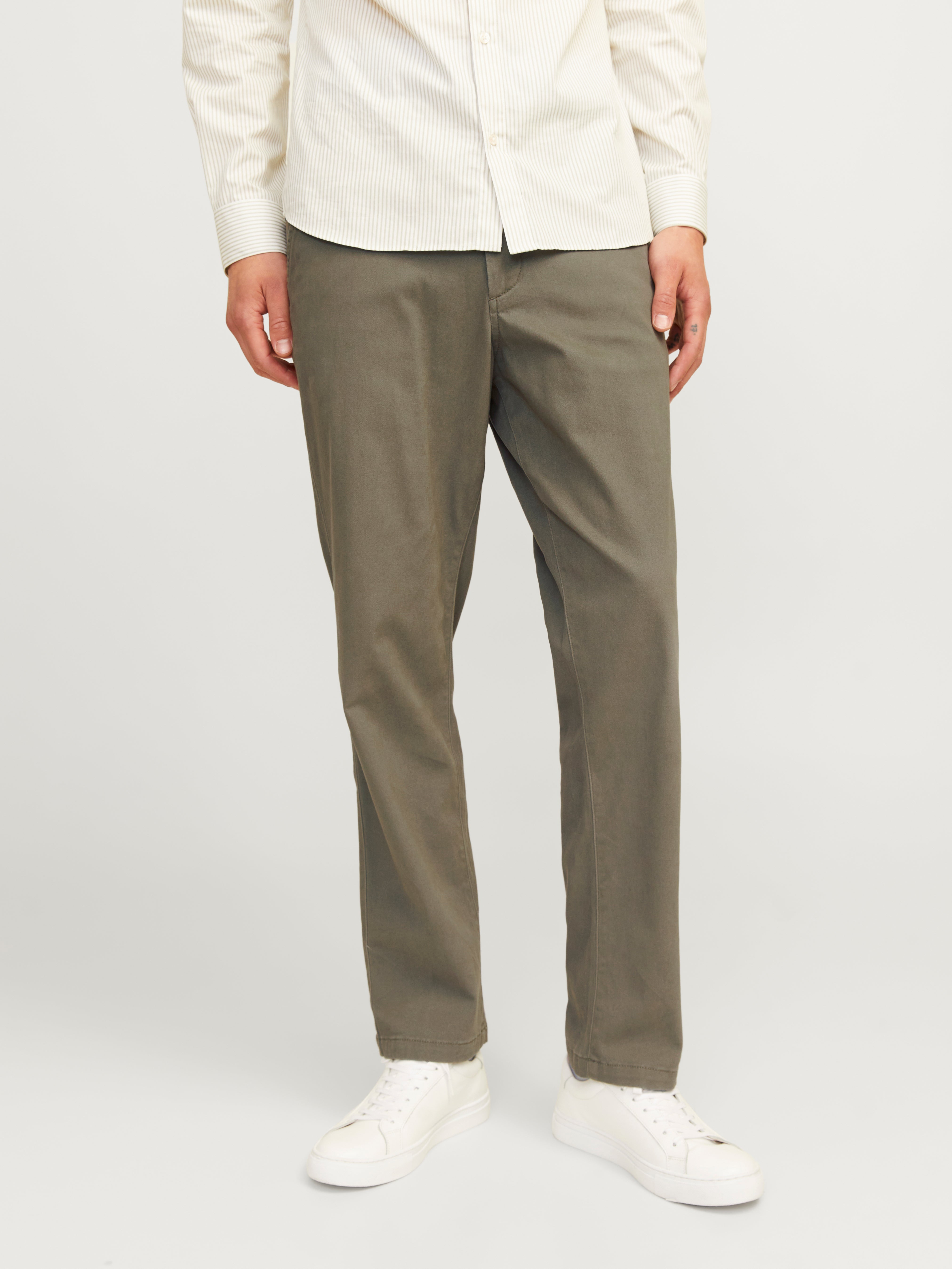 Relaxed Fit Chino Hose