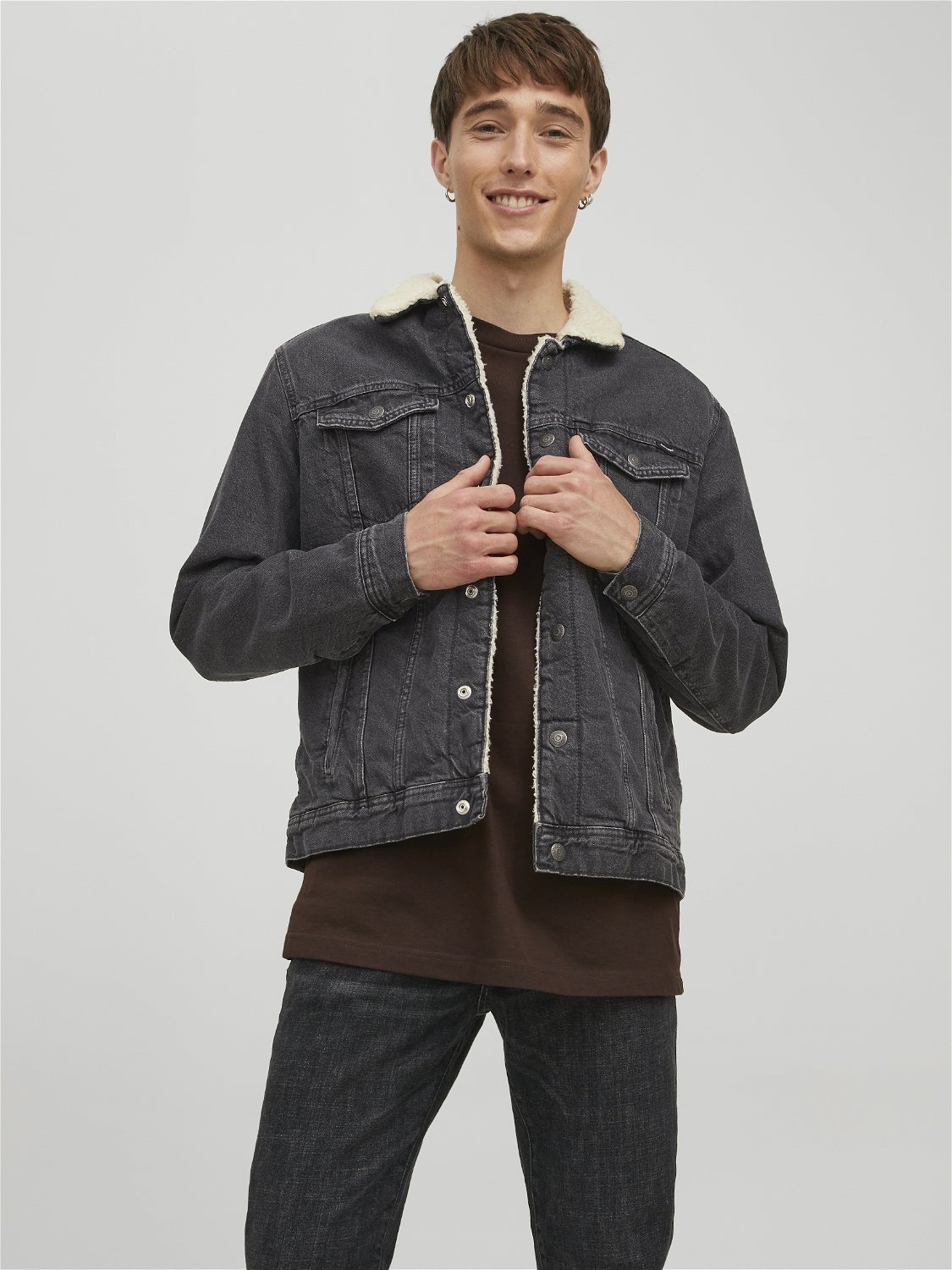 Denim Jackets for Men | Black, Grey, Blue & More | JACK & JONES