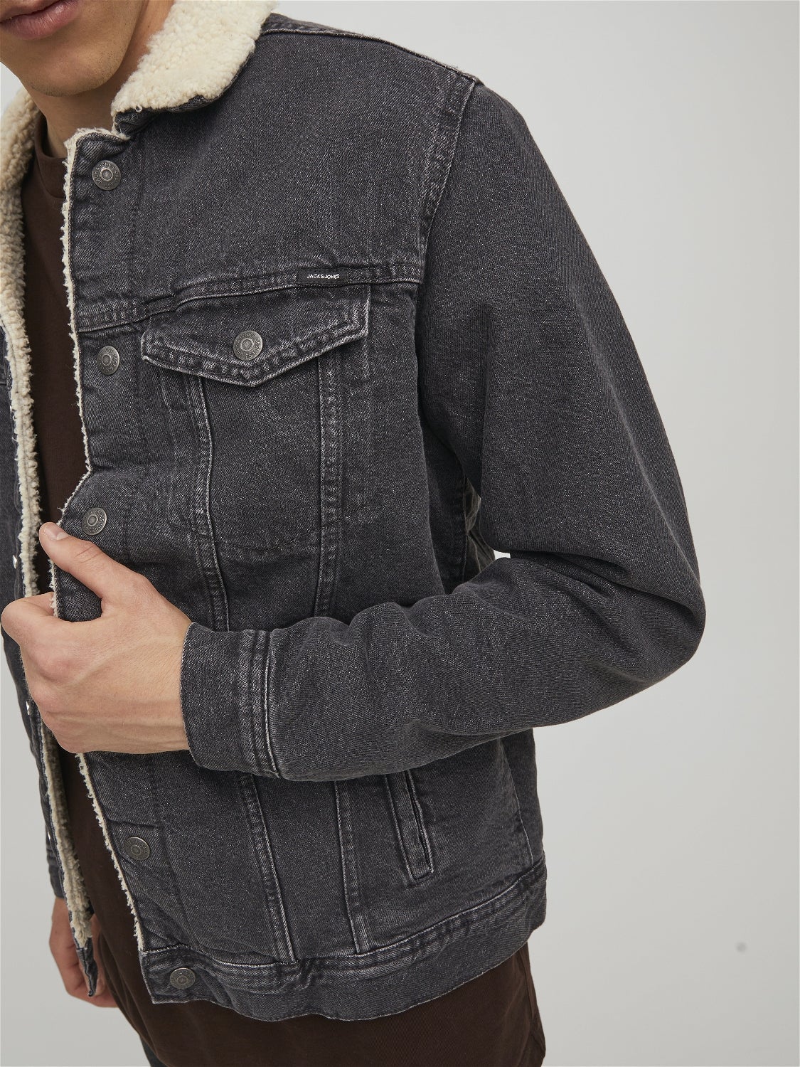 Jack & Jones Alvin Men's Denim Jackets Comfort fit Long Sleeve, Blue Denim,  L : Buy Online at Best Price in KSA - Souq is now Amazon.sa: Fashion