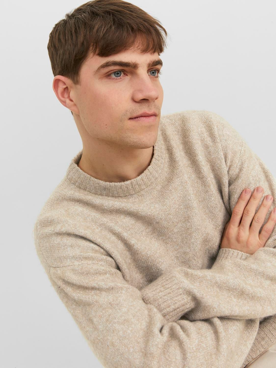 Beige crew 2024 neck jumper