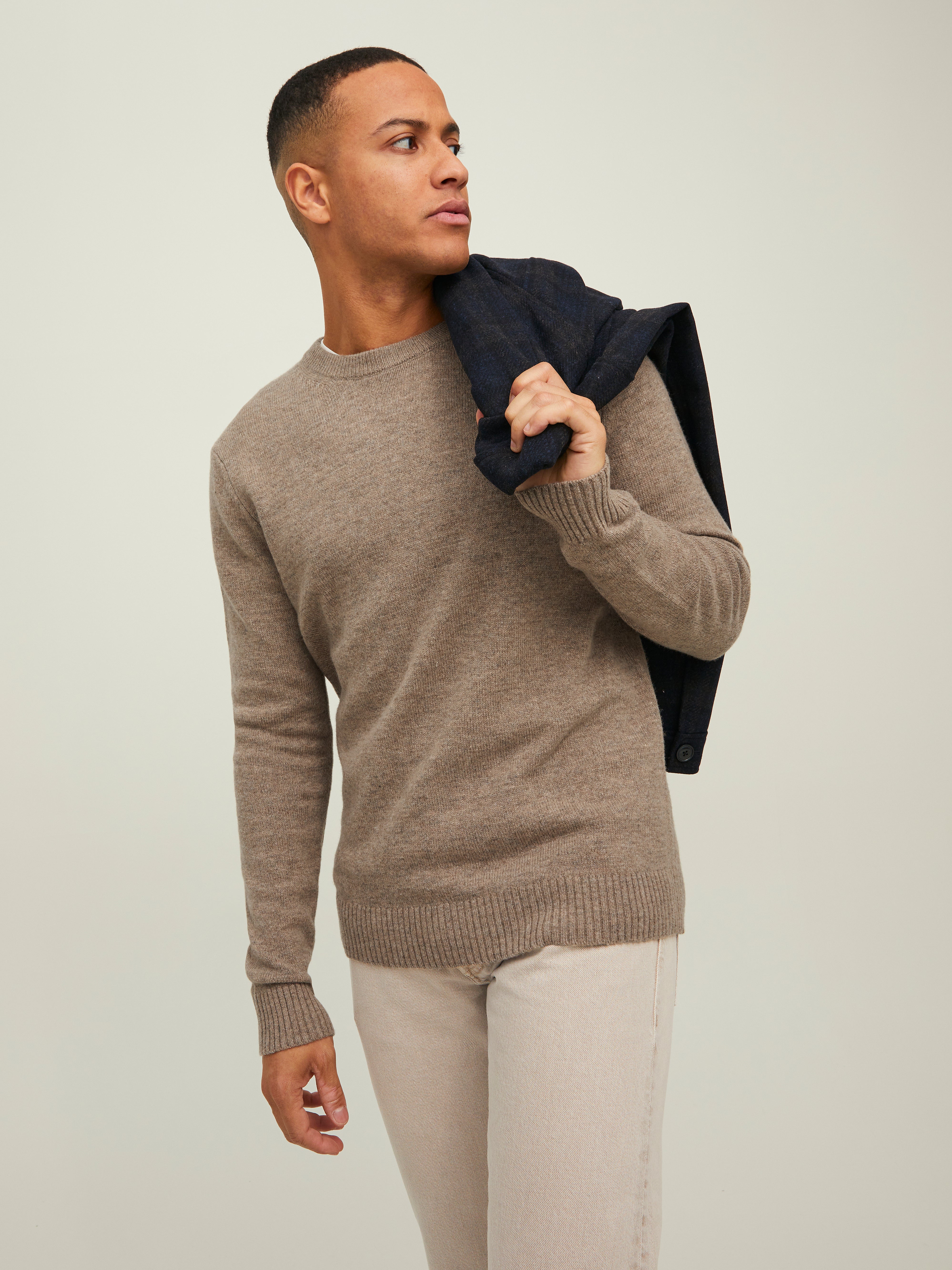 Lambswool Knitted Jumper with 22 