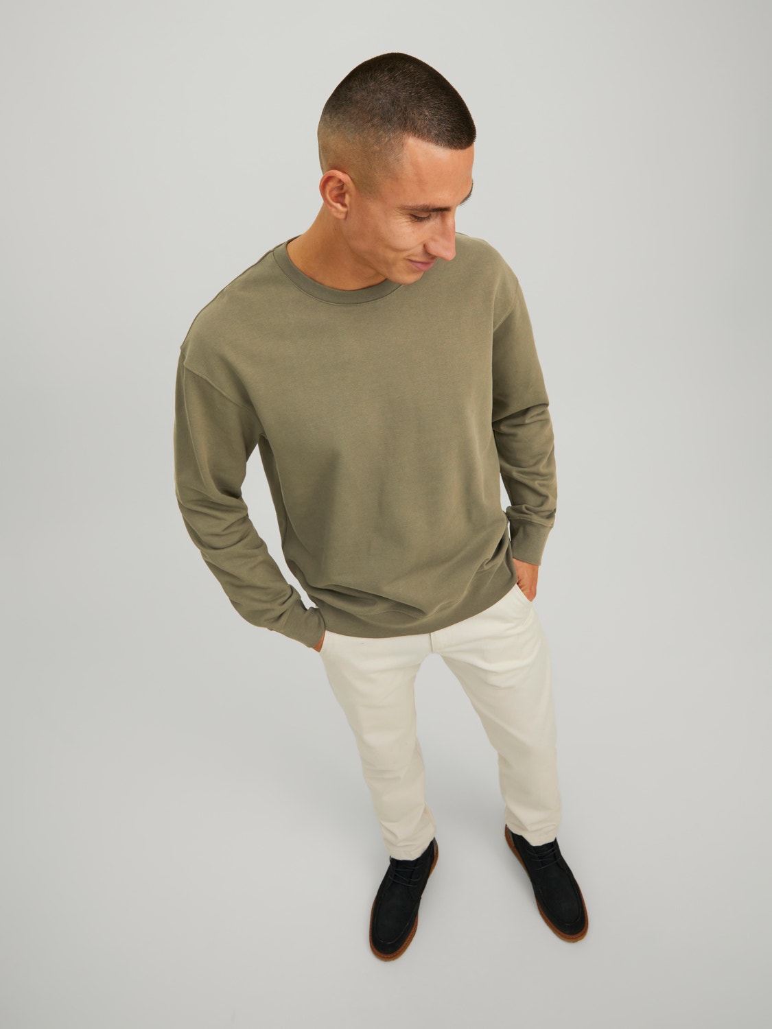 Jack & Jones RDD Gładki Bluza z okrągłym dekoltem -Dusty Olive - 12218242