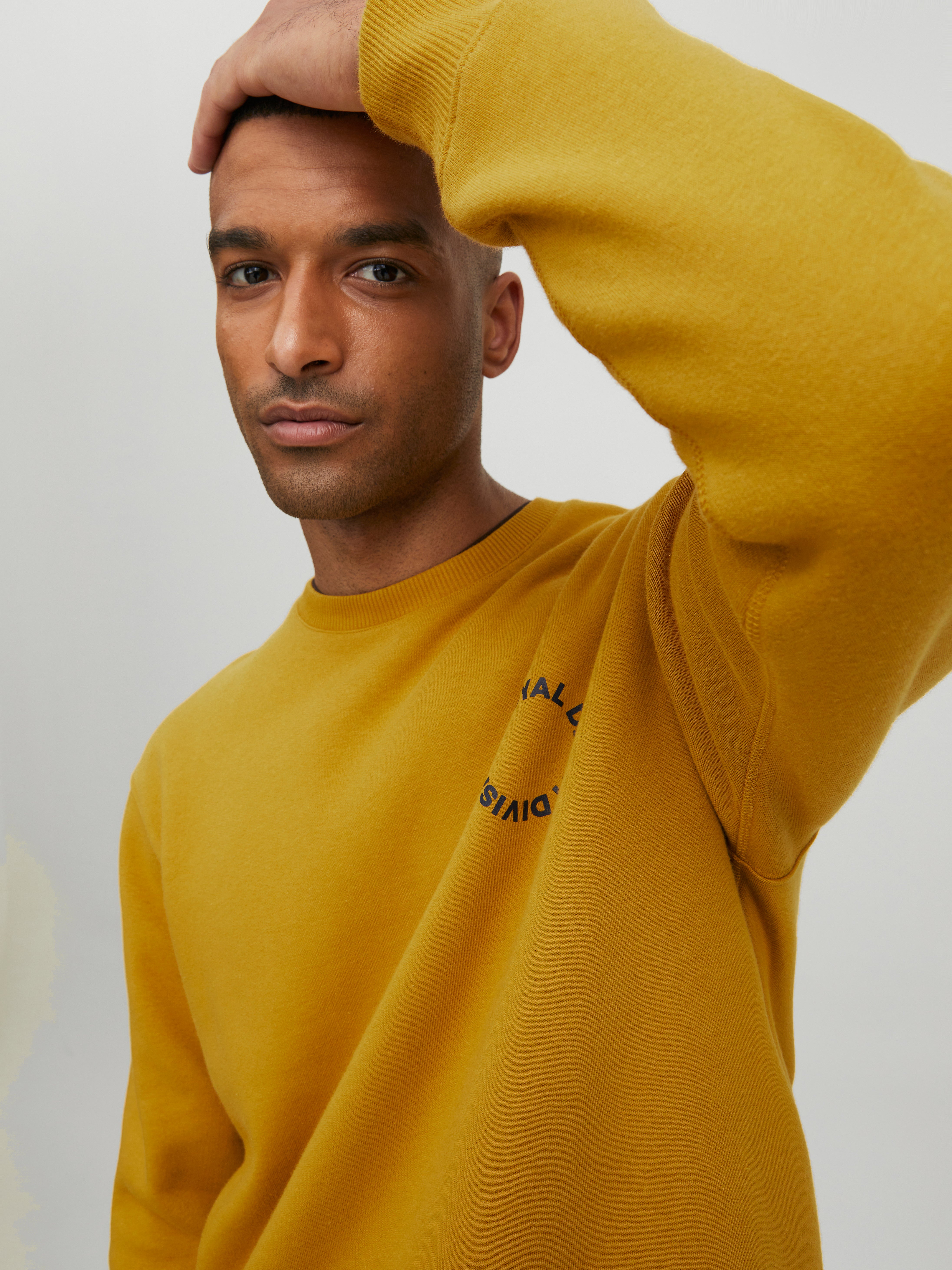 Mustard crew store neck sweatshirt