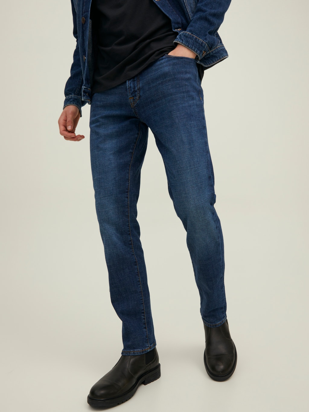 stressende Byttehandel vokal Clark Icon AM 339 Regular fit jeans | Medium Blue | Jack & Jones®