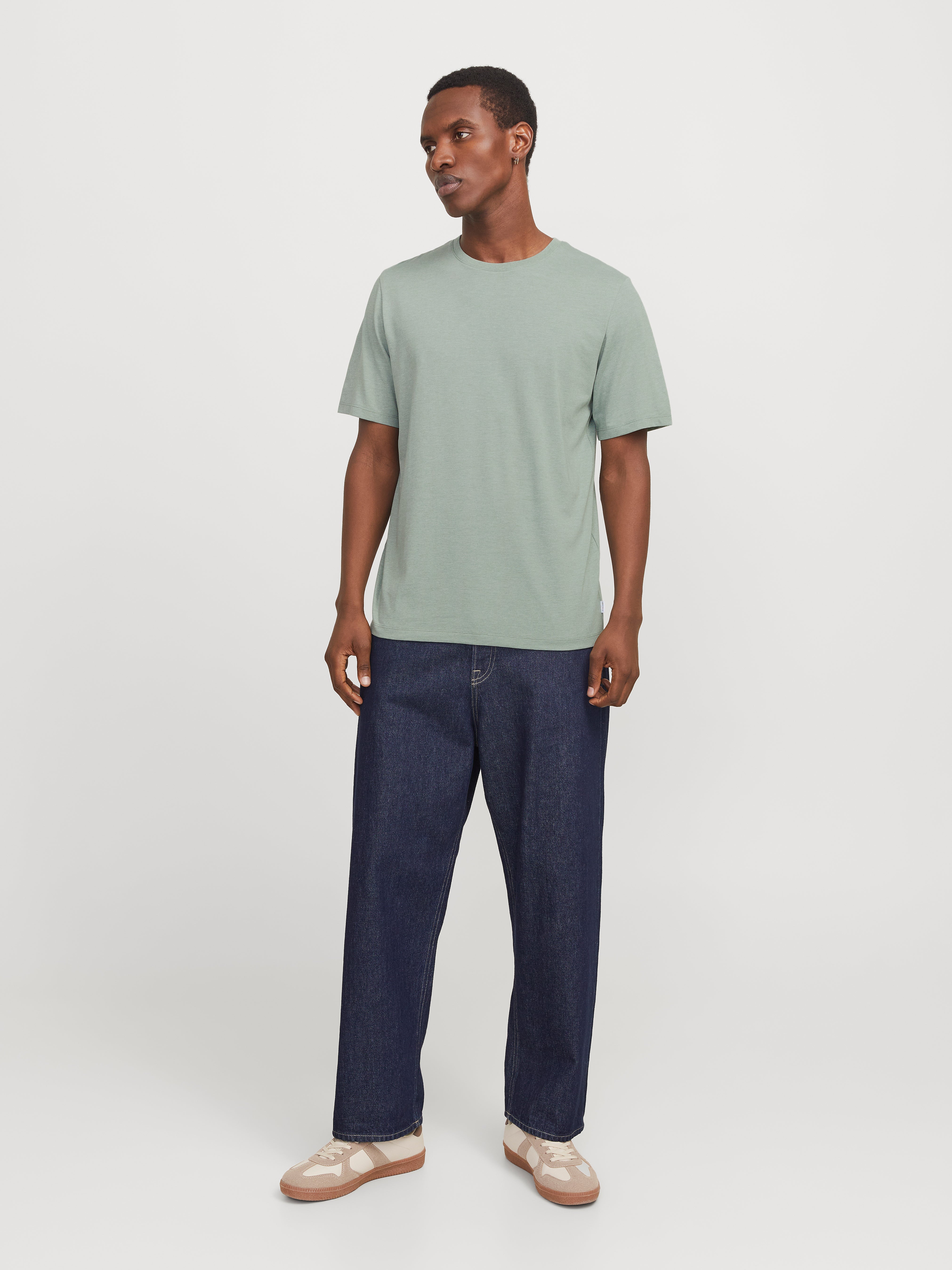 Thumbnail - Einfarbig T-shirt