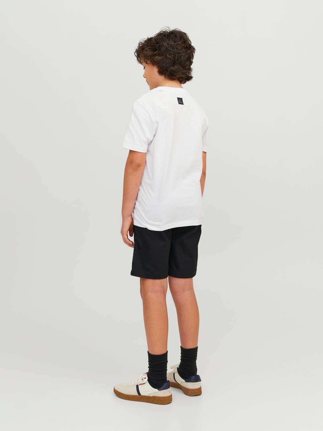 Jack & Jones Regular Fit Chino shorts For boys -Black - 12229017