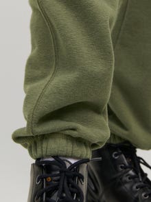 Jack & Jones Regular Fit Spodnie dresowe -Deep Lichen Green - 12230285