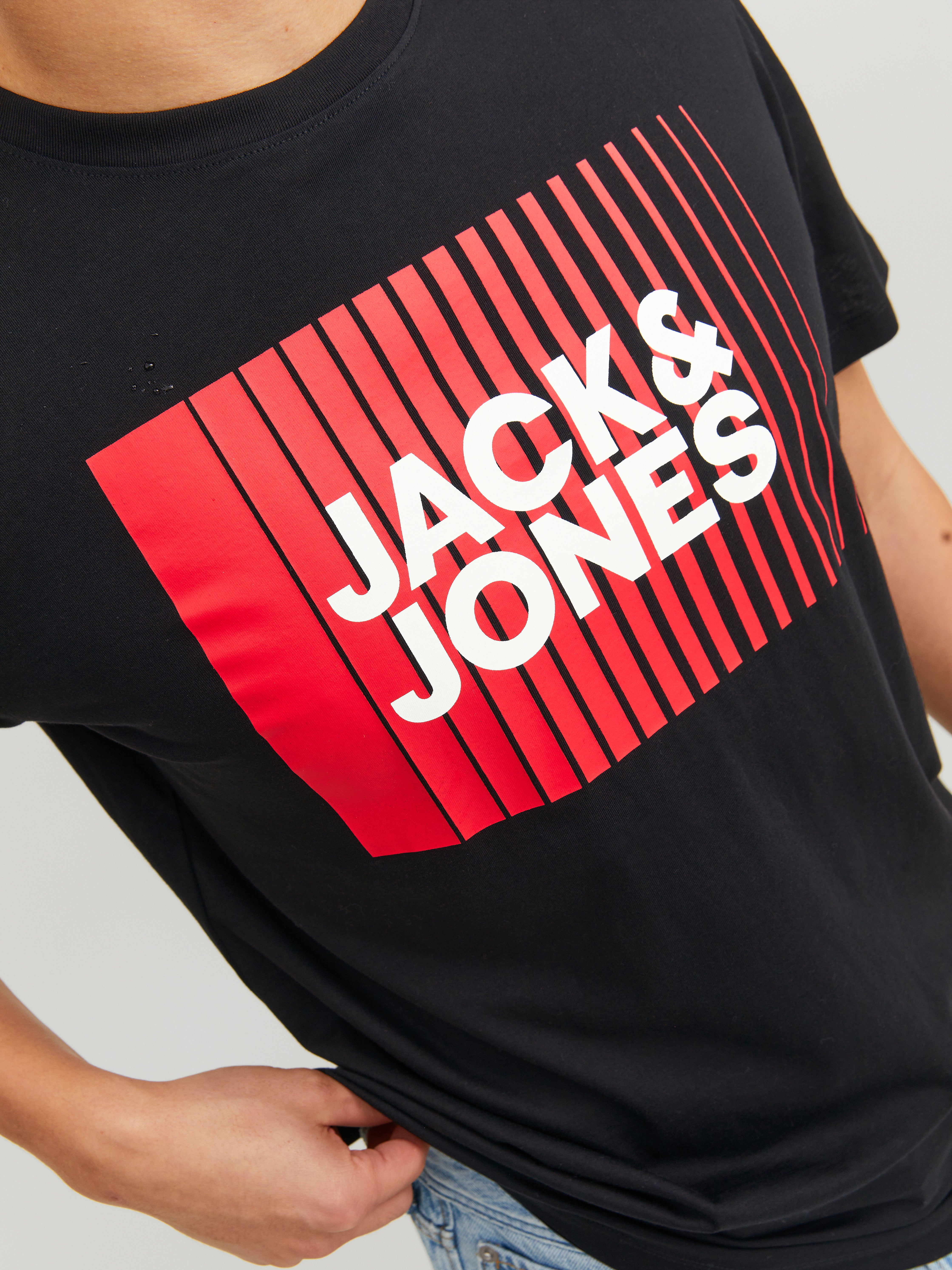 Standard Fit ONeck TShirt Black Jack & Jones®
