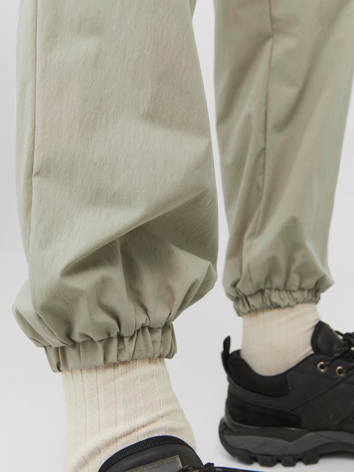Jack & Jones Loose Fit Chino trousers -Crockery - 12234701