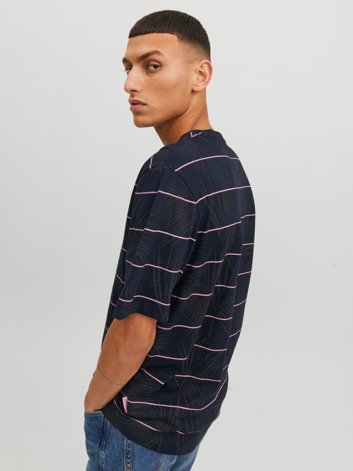 Striped Crew neck T-shirt with 50% discount! | Jack & Jones®