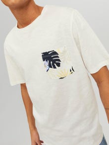 Jack & Jones Tropikalny Okrągły dekolt T-shirt -Cloud Dancer - 12235290